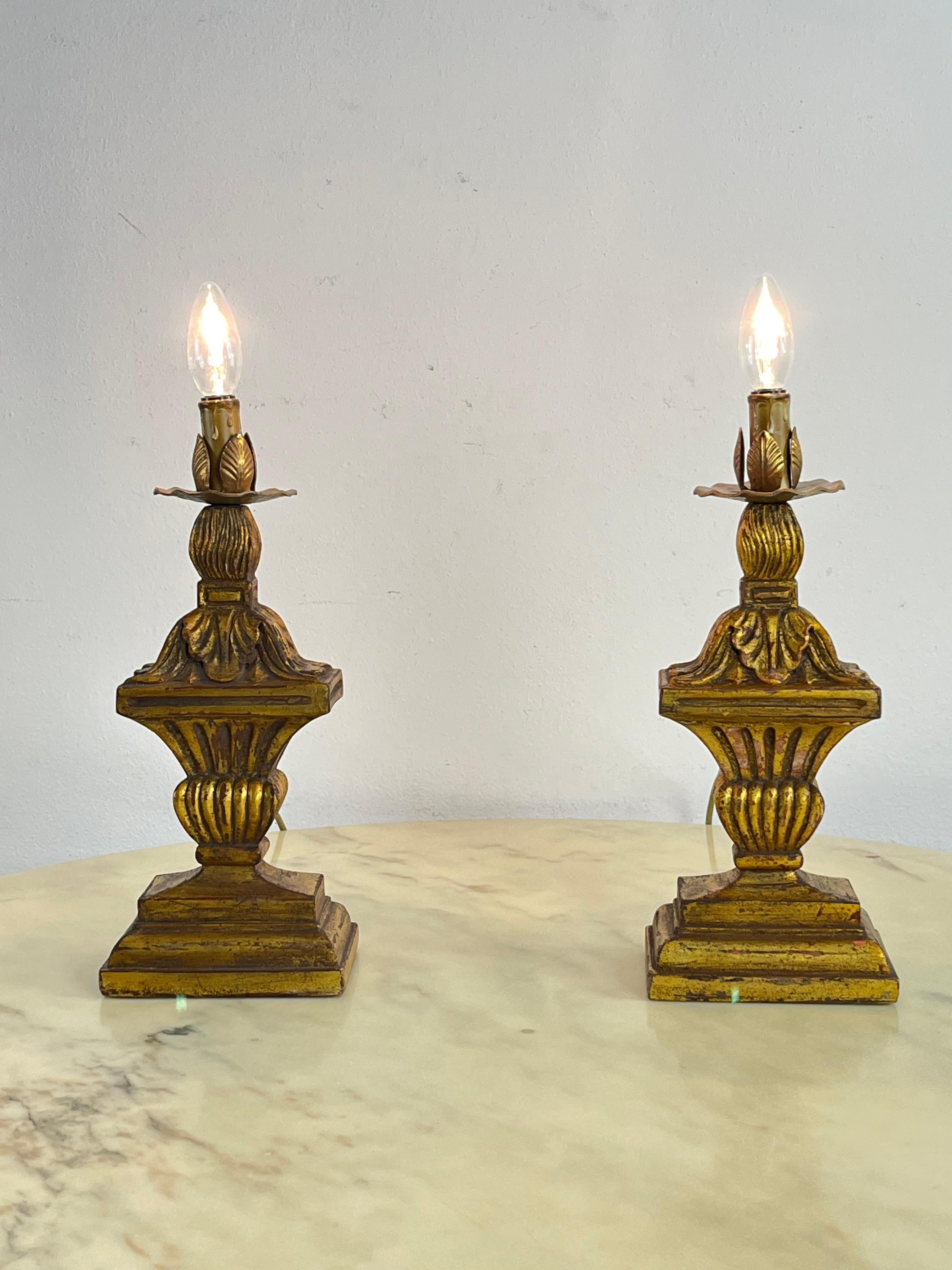 Set di 2 lampade da tavolo italiane del 1950 di metà secolo In condizioni buone in vendita a Palermo, IT