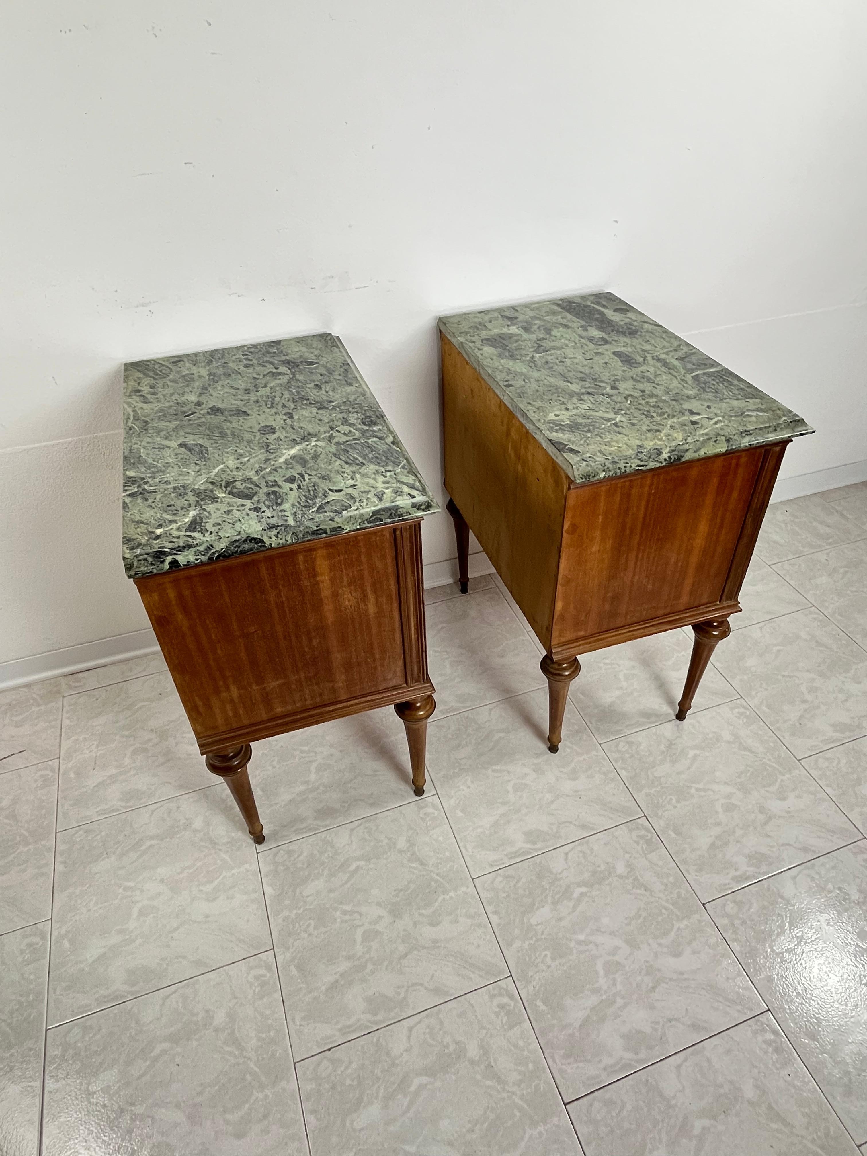 Set of 2 Mid-Century Italian Bedside Tables in wood and fine marble top 1960s For Sale 3