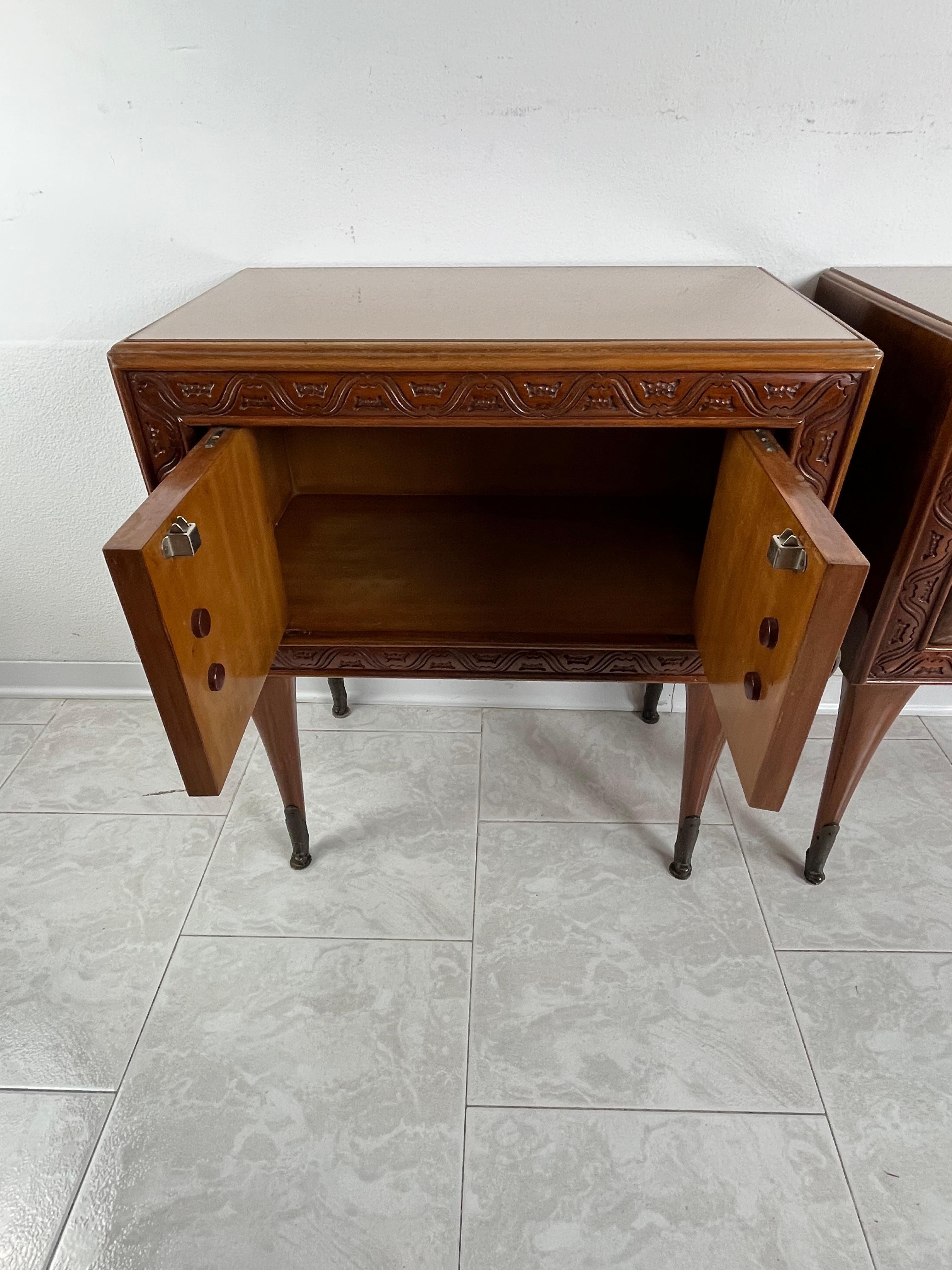 Glass Set Of 2 Mid-Century Italian Design 1950s Bedside Tables For Sale