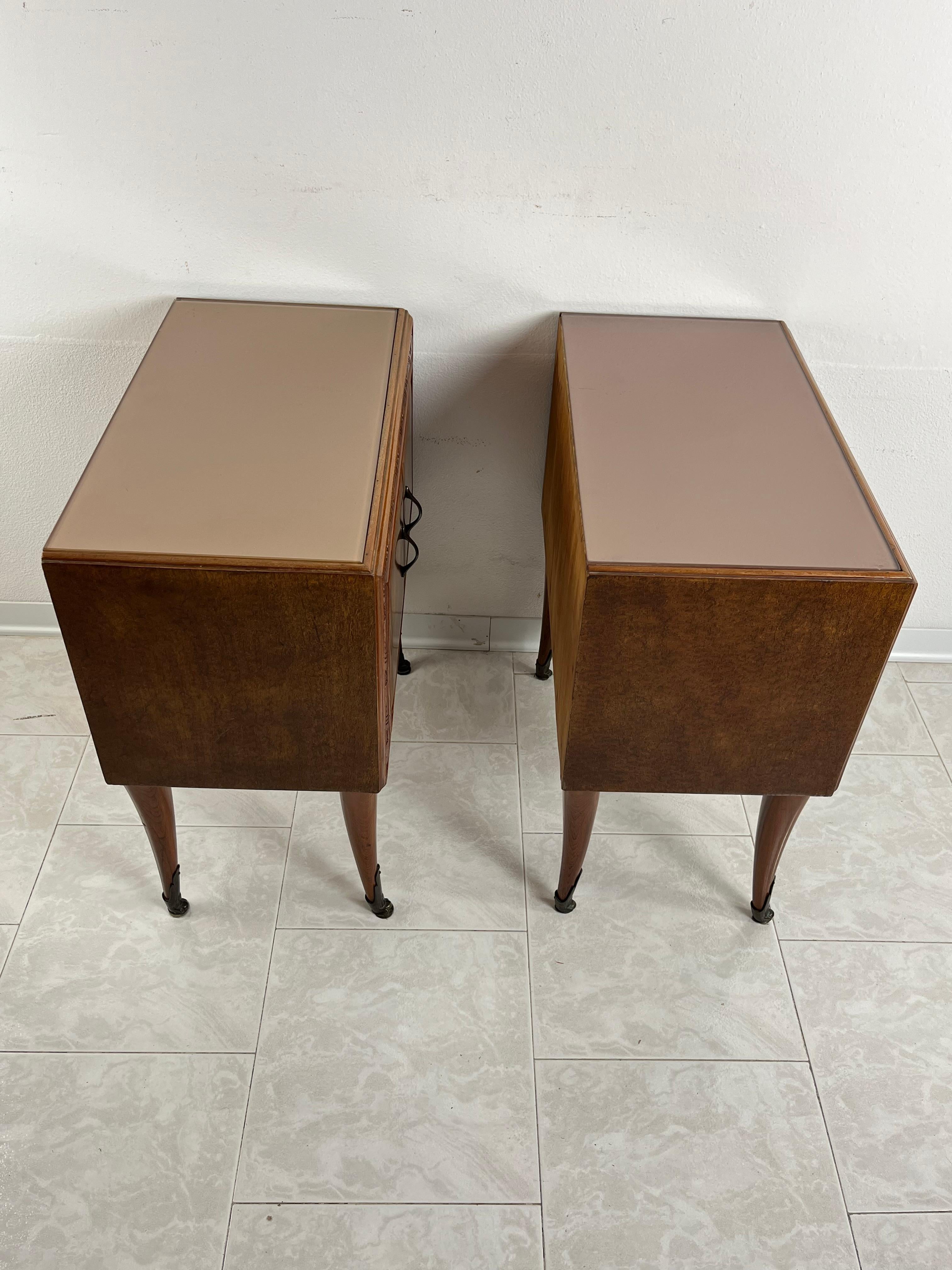 Set di 2 comodini del 1950 dal design italiano di metà secolo in vendita 1