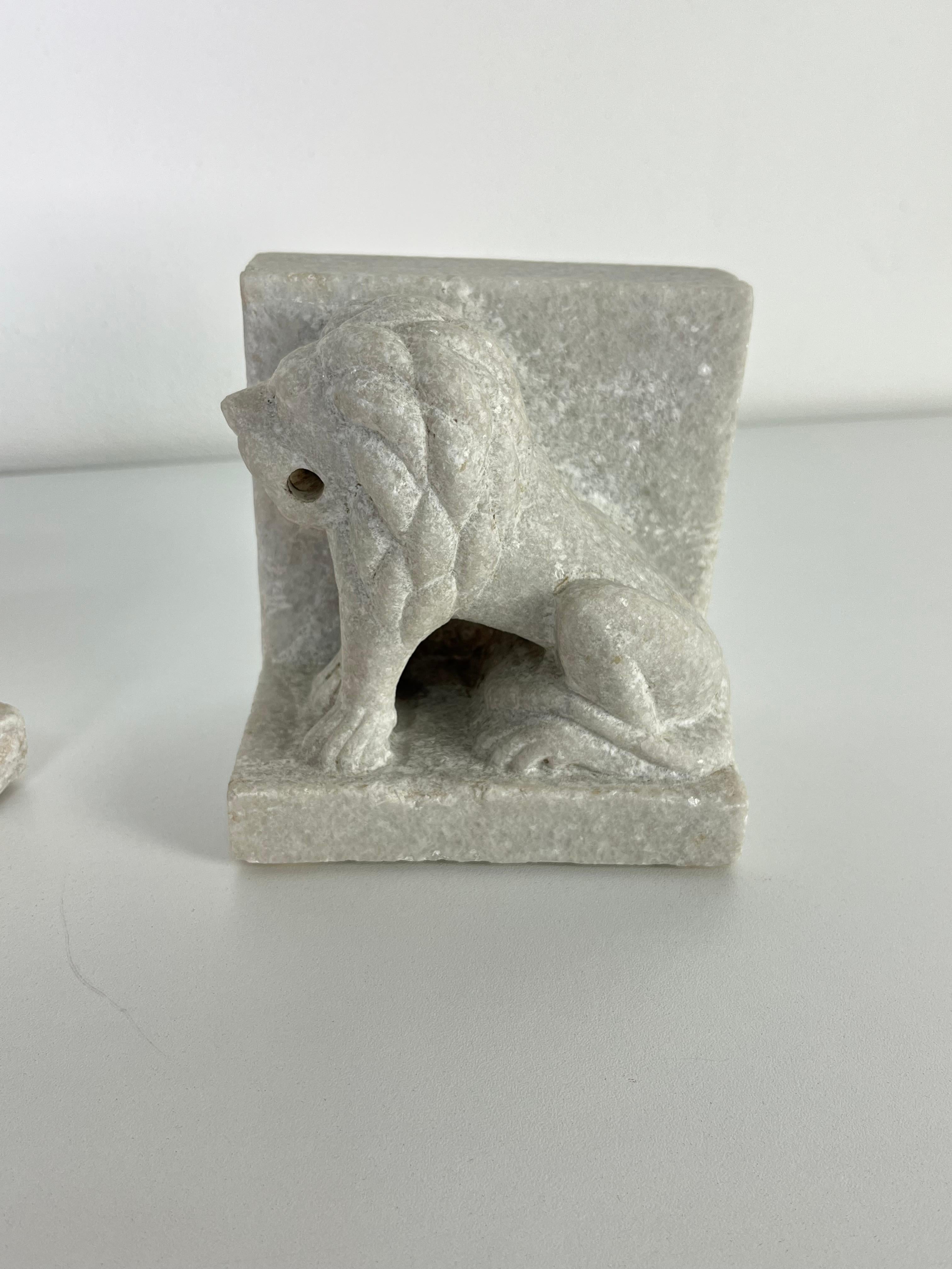 Marble Set of 2 mid-century Italian marble Bookends, lions, 1950s For Sale