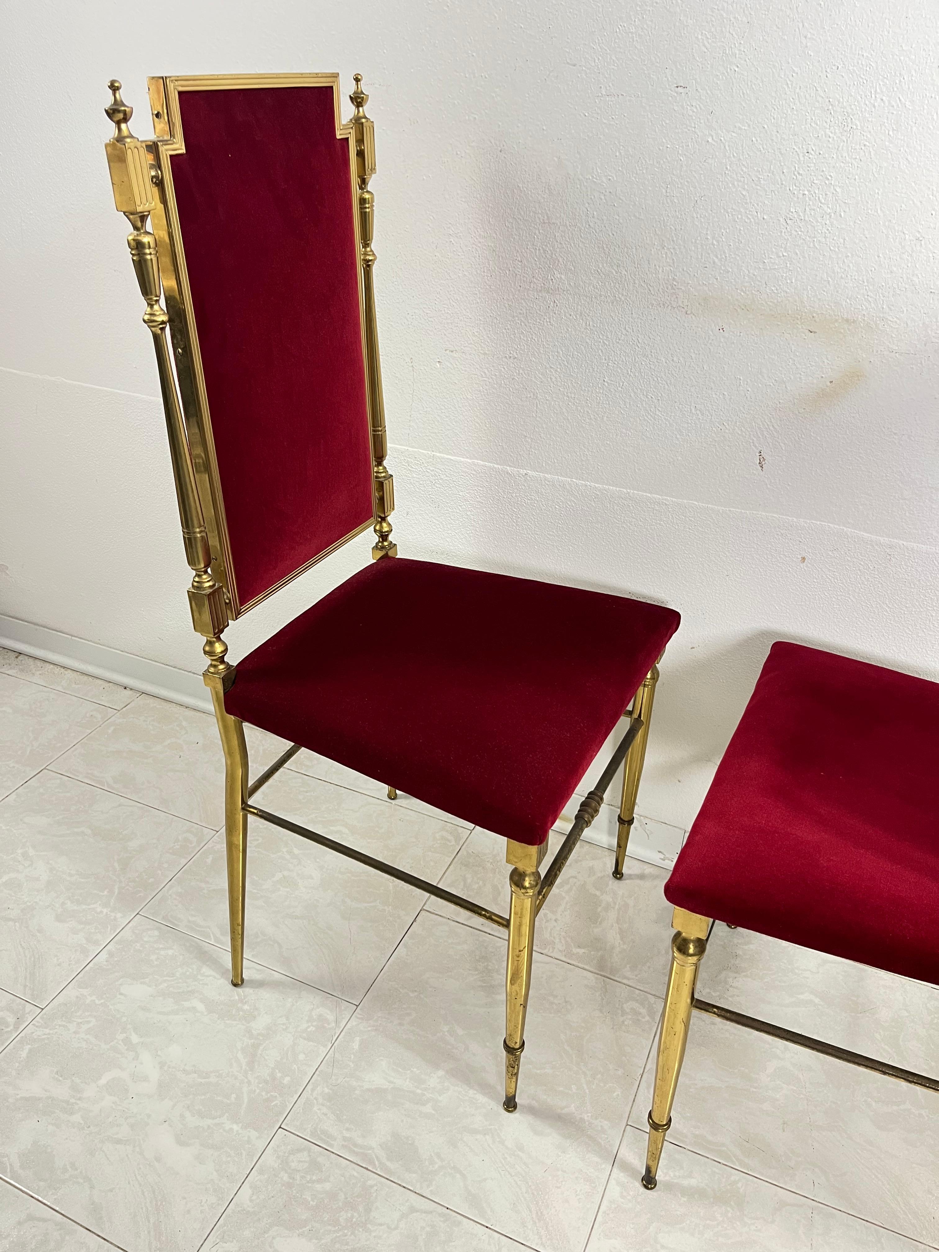 Set di 2 sedie neoclassiche in ottone della metà del secolo scorso, anni '50 In condizioni buone in vendita a Palermo, IT