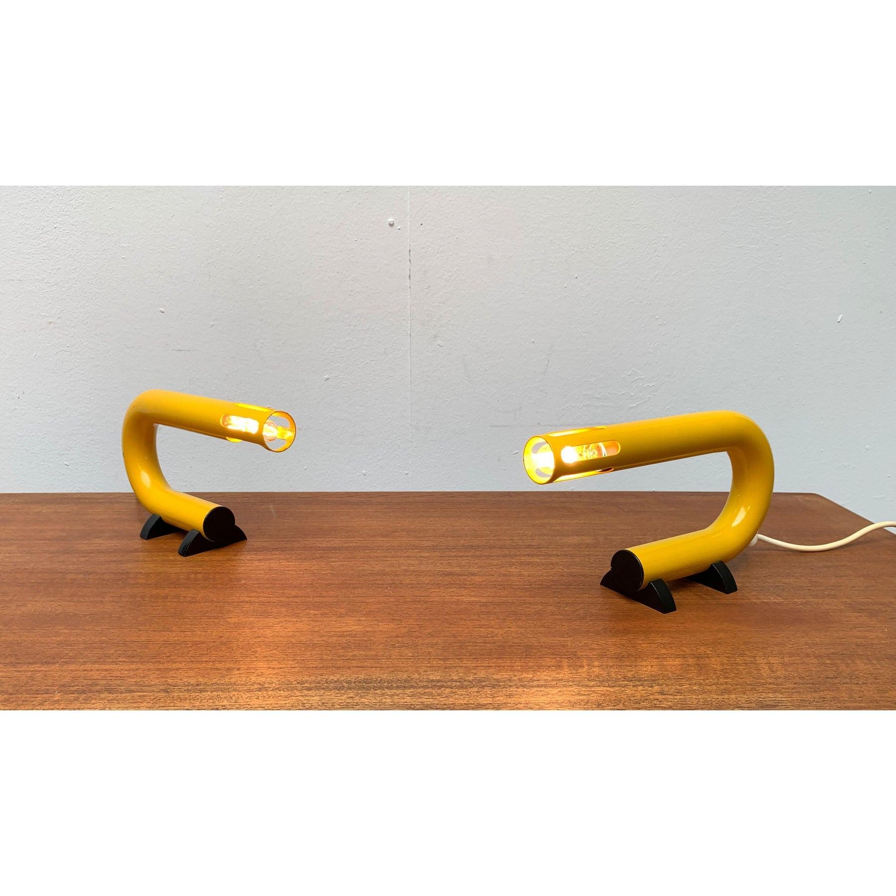 Set of 2 Mid-Century Italian Postmodern Space Age Model C 452 Table Lamps, 1960s For Sale 1