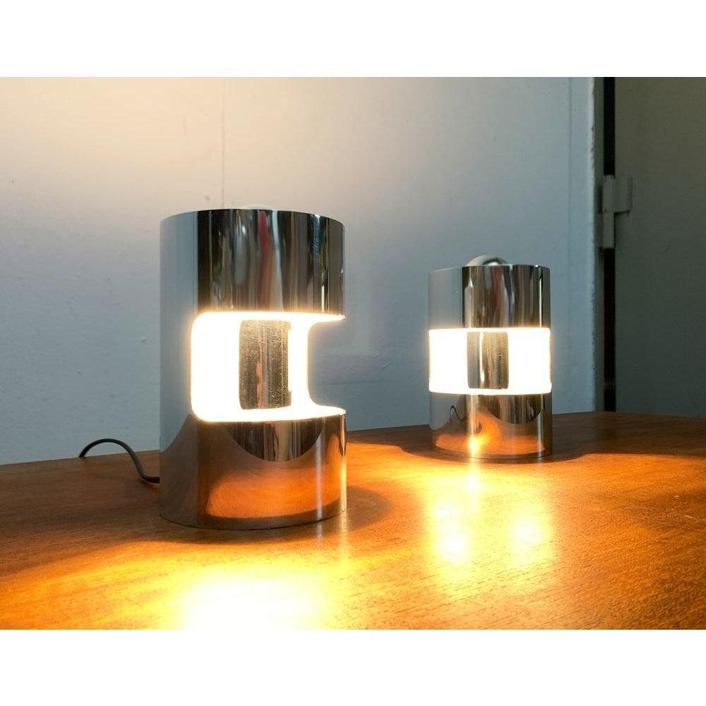 Mid-Century Modern Lot de 2 lampes de table de l'ère spatiale italienne du milieu du siècle dernier, années 1960 en vente