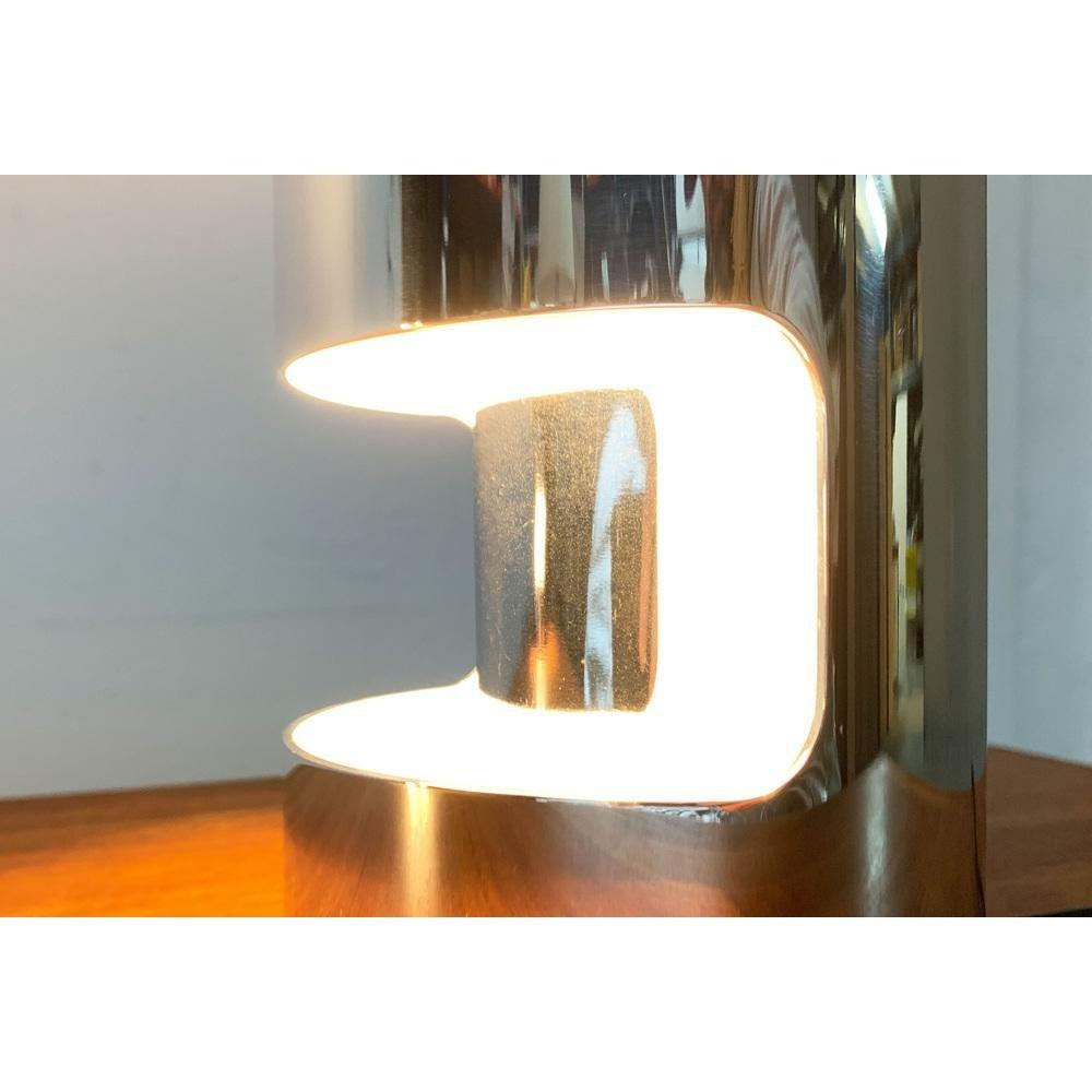 Lot de 2 lampes de table de l'ère spatiale italienne du milieu du siècle dernier, années 1960 en vente 2