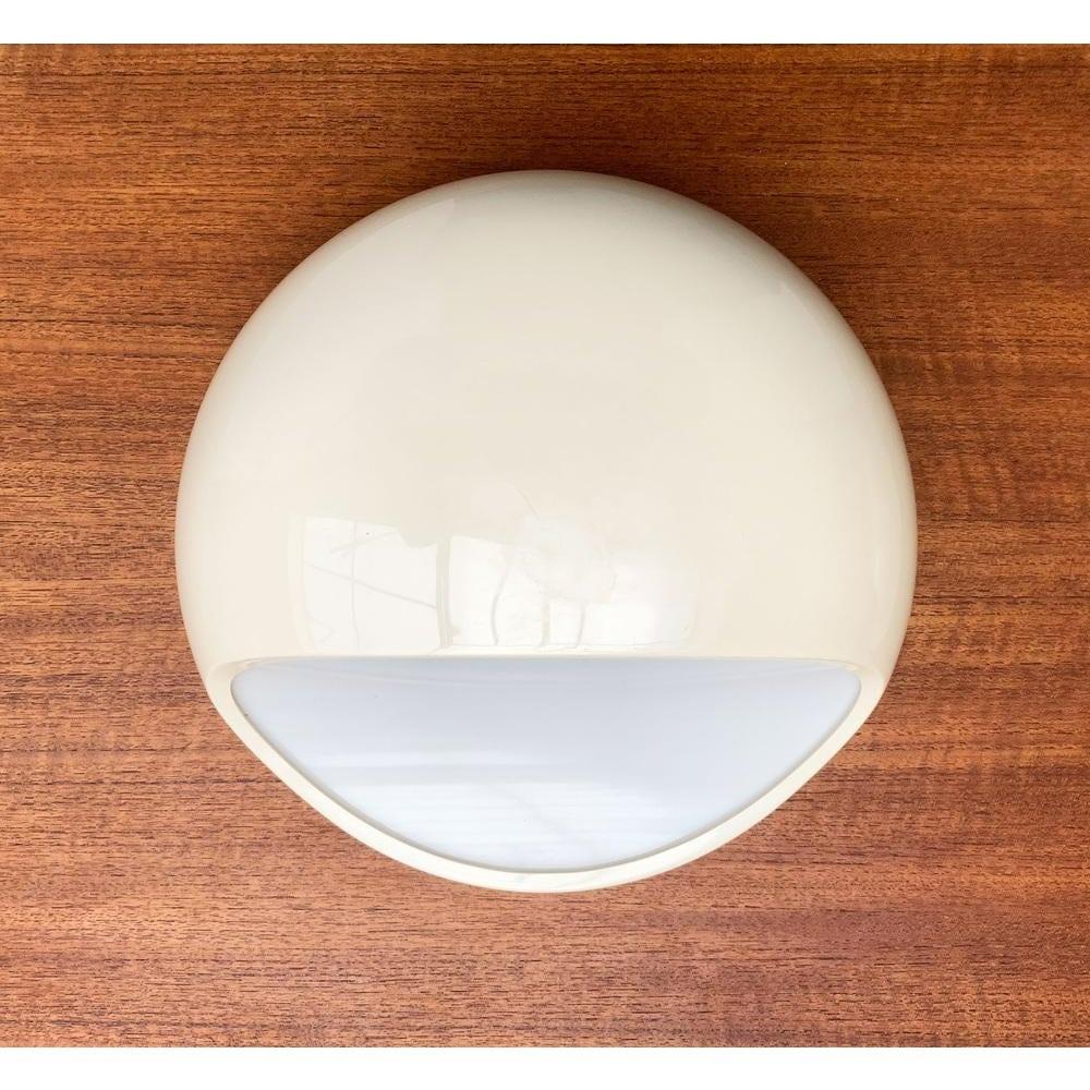 Lot de 2 appliques du milieu du siècle A Space par Gerd Lange pour Kartell, années 60 en vente 2