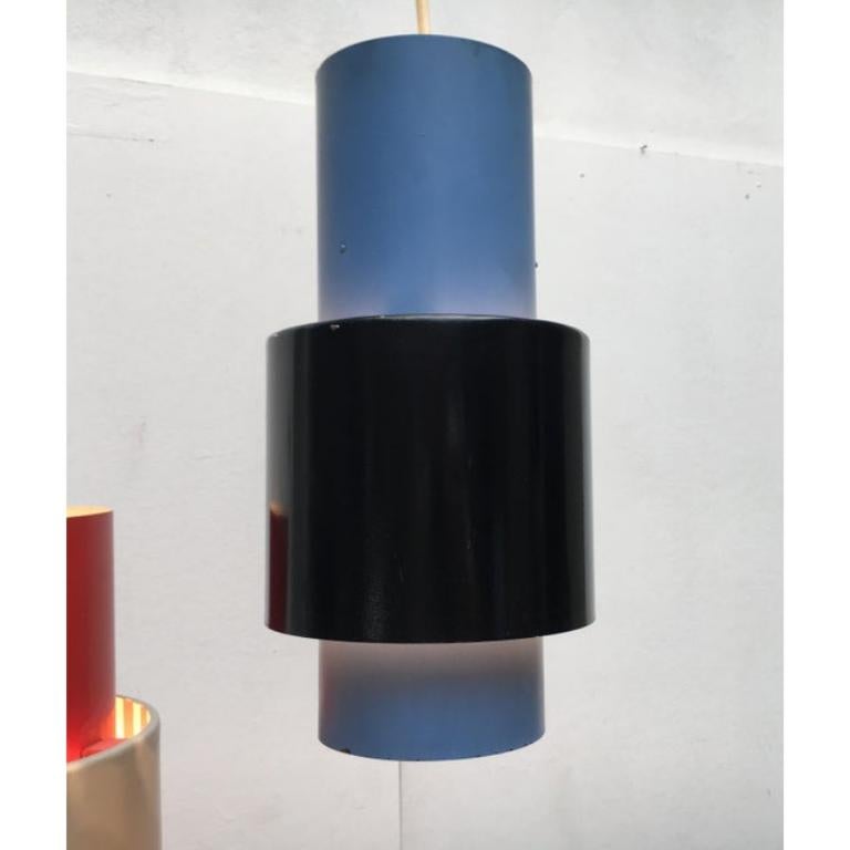 XX secolo Set di 2 lampade a sospensione in metallo del Medioevo in vendita