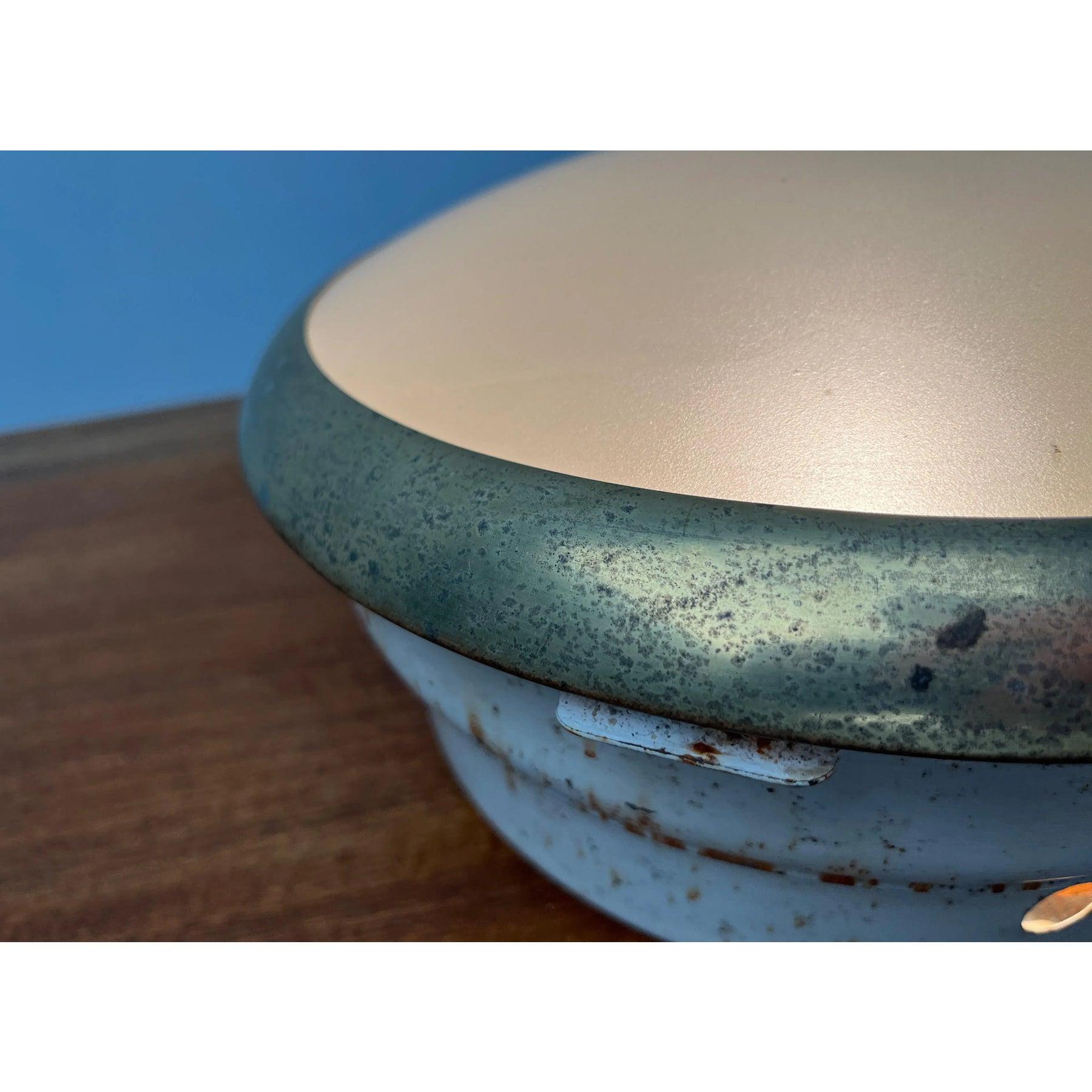 XX secolo Set di 2 lampade da soffitto minimaliste di metà secolo in ottone e vetro, anni '50 in vendita