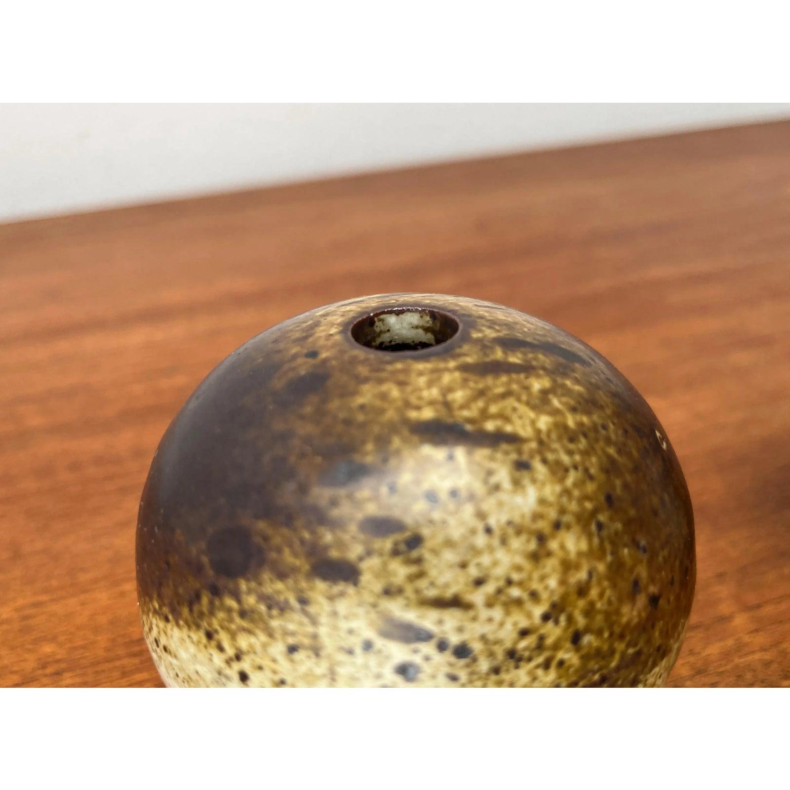 Set of 2 Mid-Century Minimalist Danish Studio Pottery Vase, 1960s For Sale 6