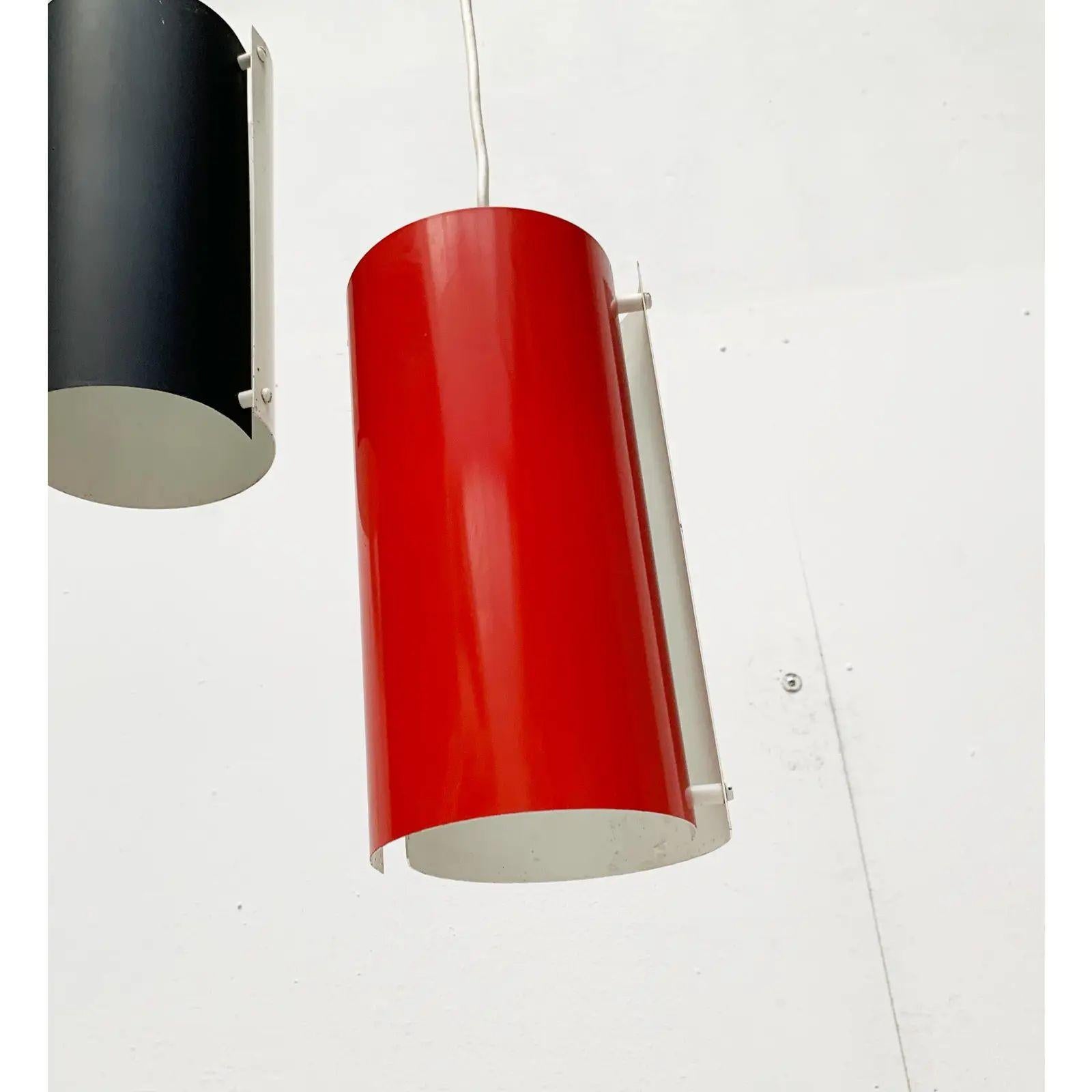 Set di 2 lampade a sospensione in metallo minimaliste di metà secolo, anni '60 in vendita 6