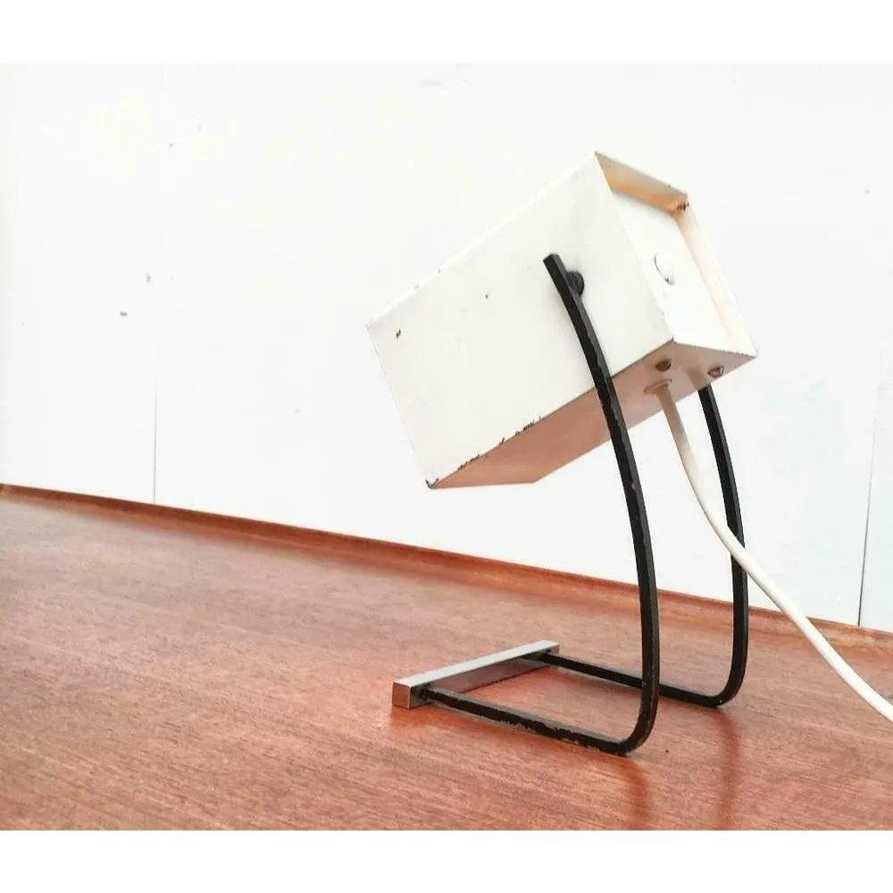 Set di 2 lampade da tavolo minimaliste di metà secolo, anni '60 in vendita 1