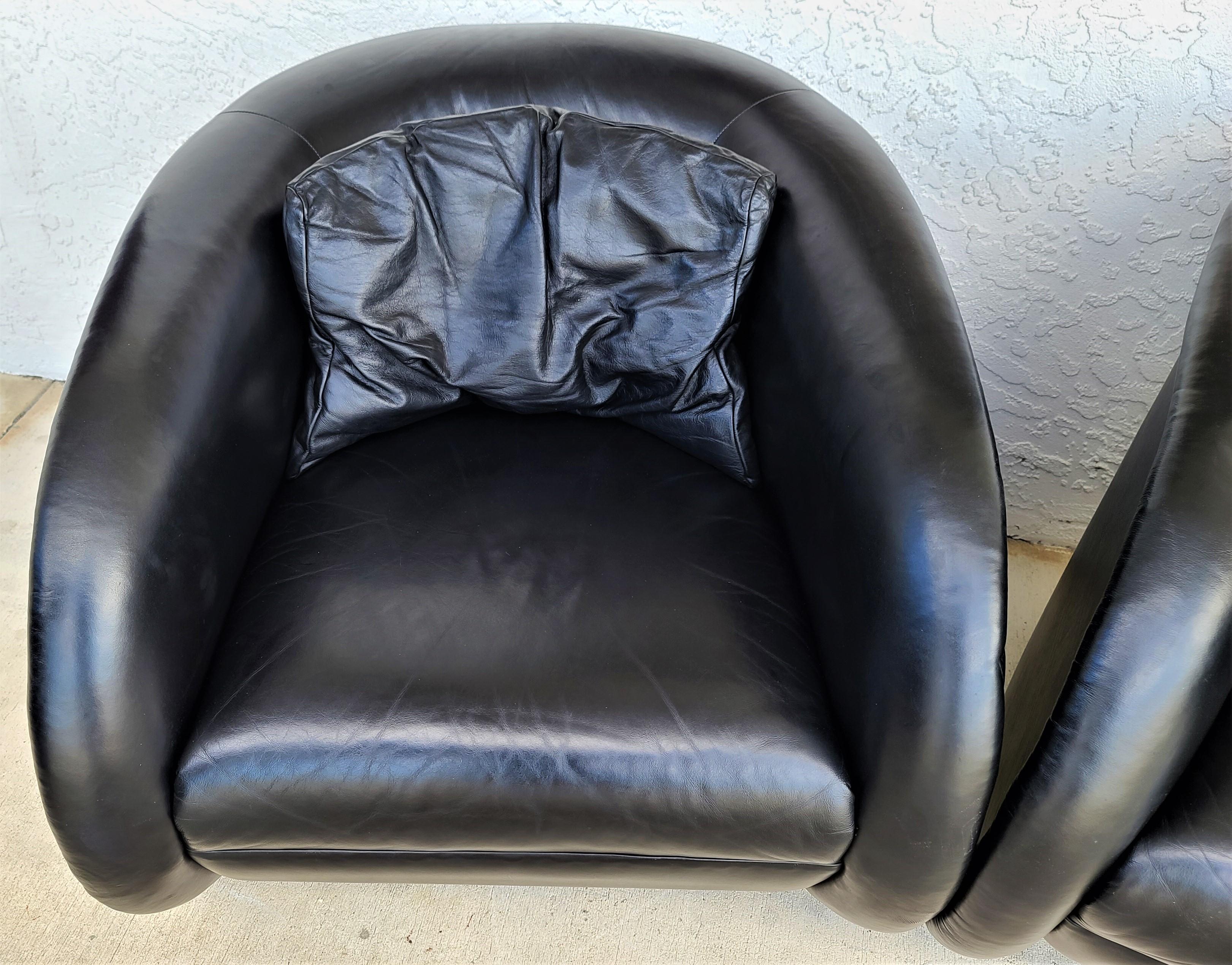 Set of 2 Mid-Century Modern Black Leather Swivel Barrel Lounge Chairs by Preview In Good Condition For Sale In Lake Worth, FL