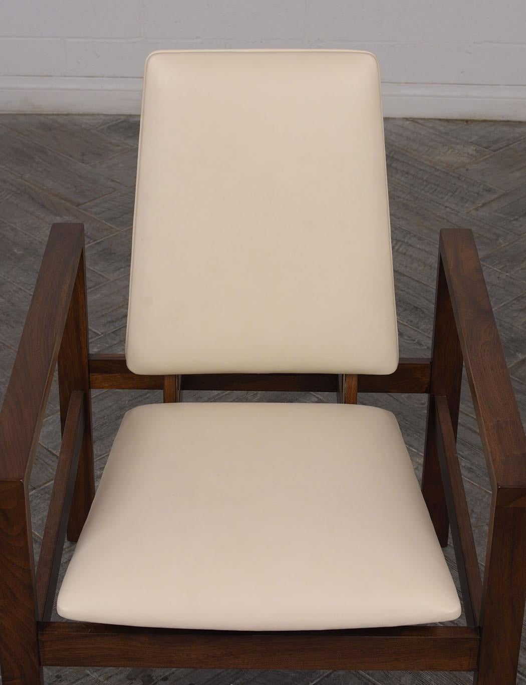 Mid-20th Century Set of 2 Mid-Century  Brown Saltman Leather Lounge Chairs