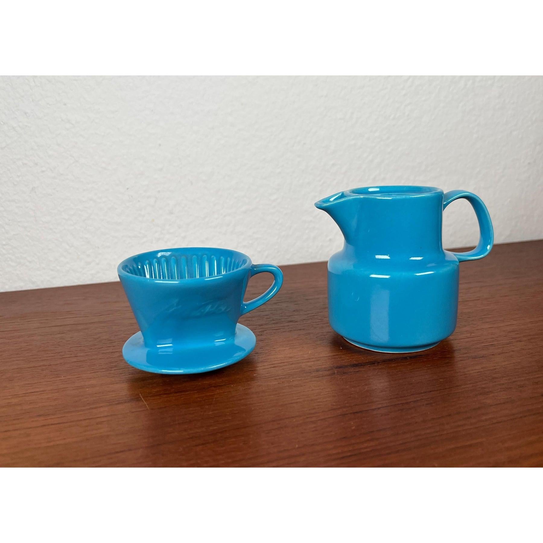 Set di 2 filtri per caffè e caffettiere in ceramica a forma di marionetta, anni '60 in vendita 6