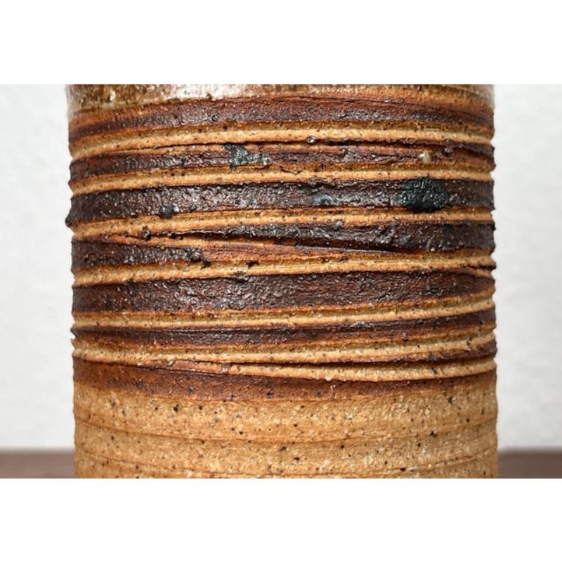 2 Vasen aus dänischer Studio Pottery der Jahrhundertmitte von Tue Poulsen, 1960er Jahre im Zustand „Gut“ im Angebot in Hamburg, DE
