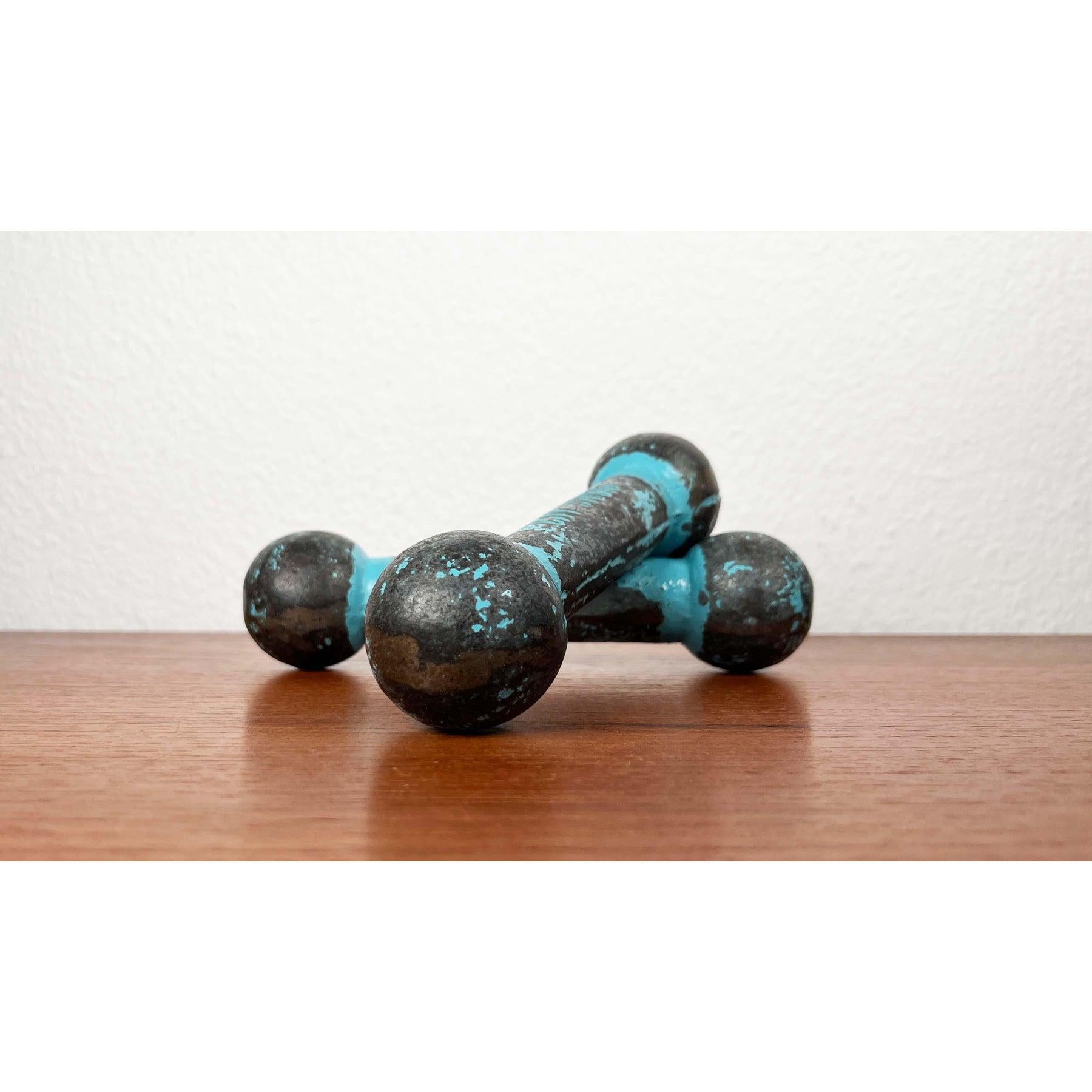 Set of 2 Mid-Century Modern Dumbbells, 1960s For Sale 4