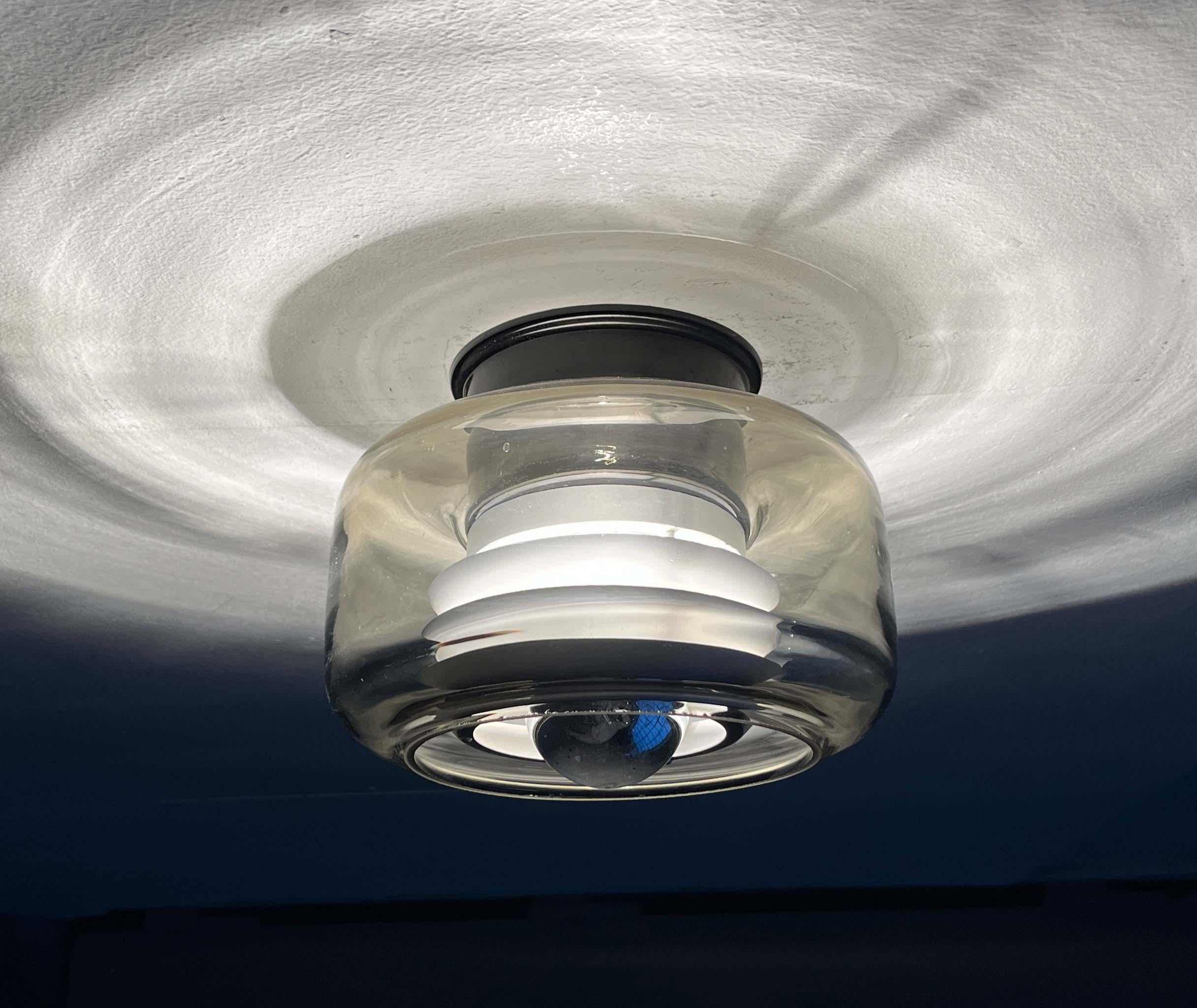 Juego de 2 Flus de metal laminar y cristal ahumado de la Edad Espacial Alemana Moderna de Mediados de Siglo en venta 4