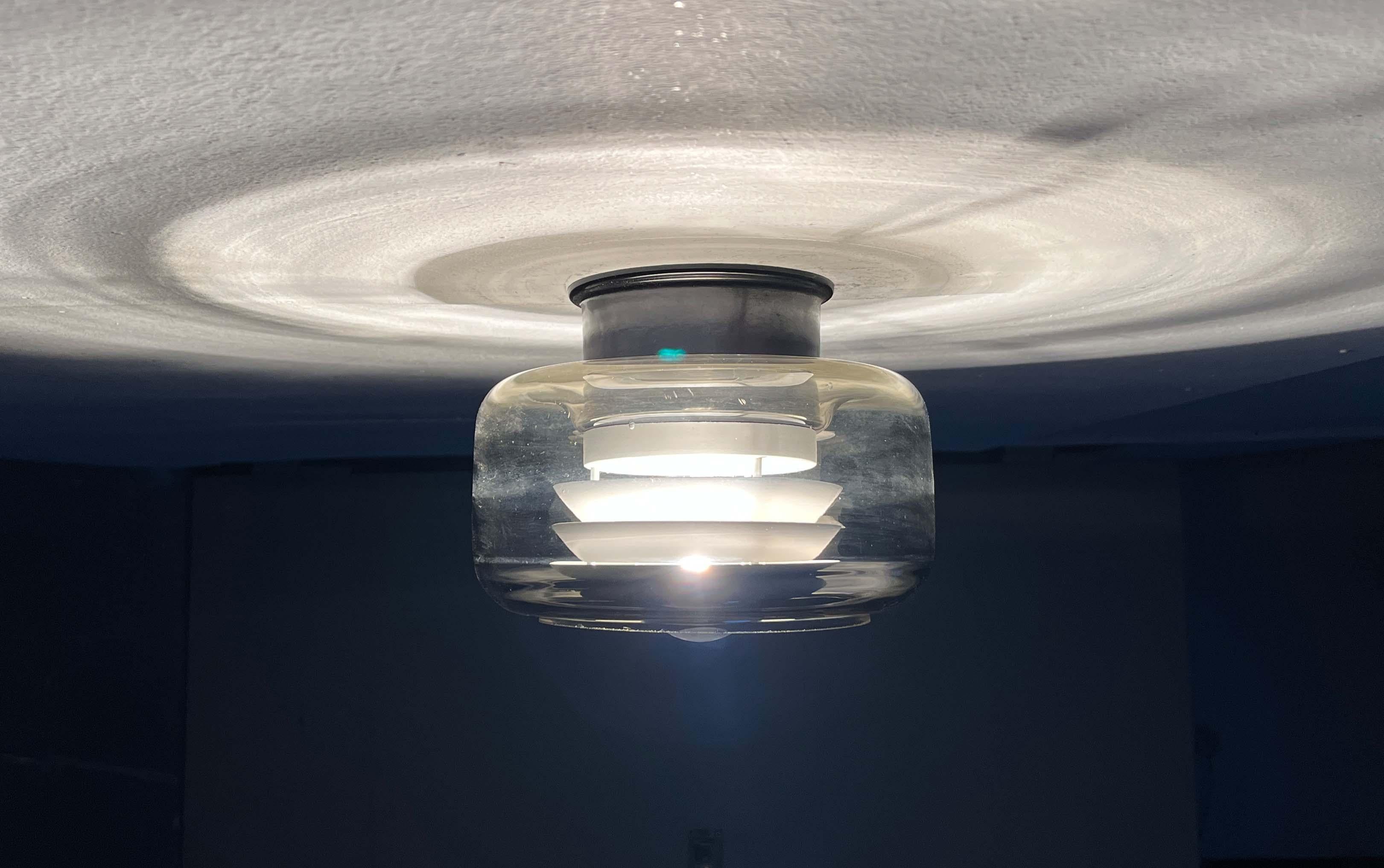 Juego de 2 Flus de metal laminar y cristal ahumado de la Edad Espacial Alemana Moderna de Mediados de Siglo en venta 6