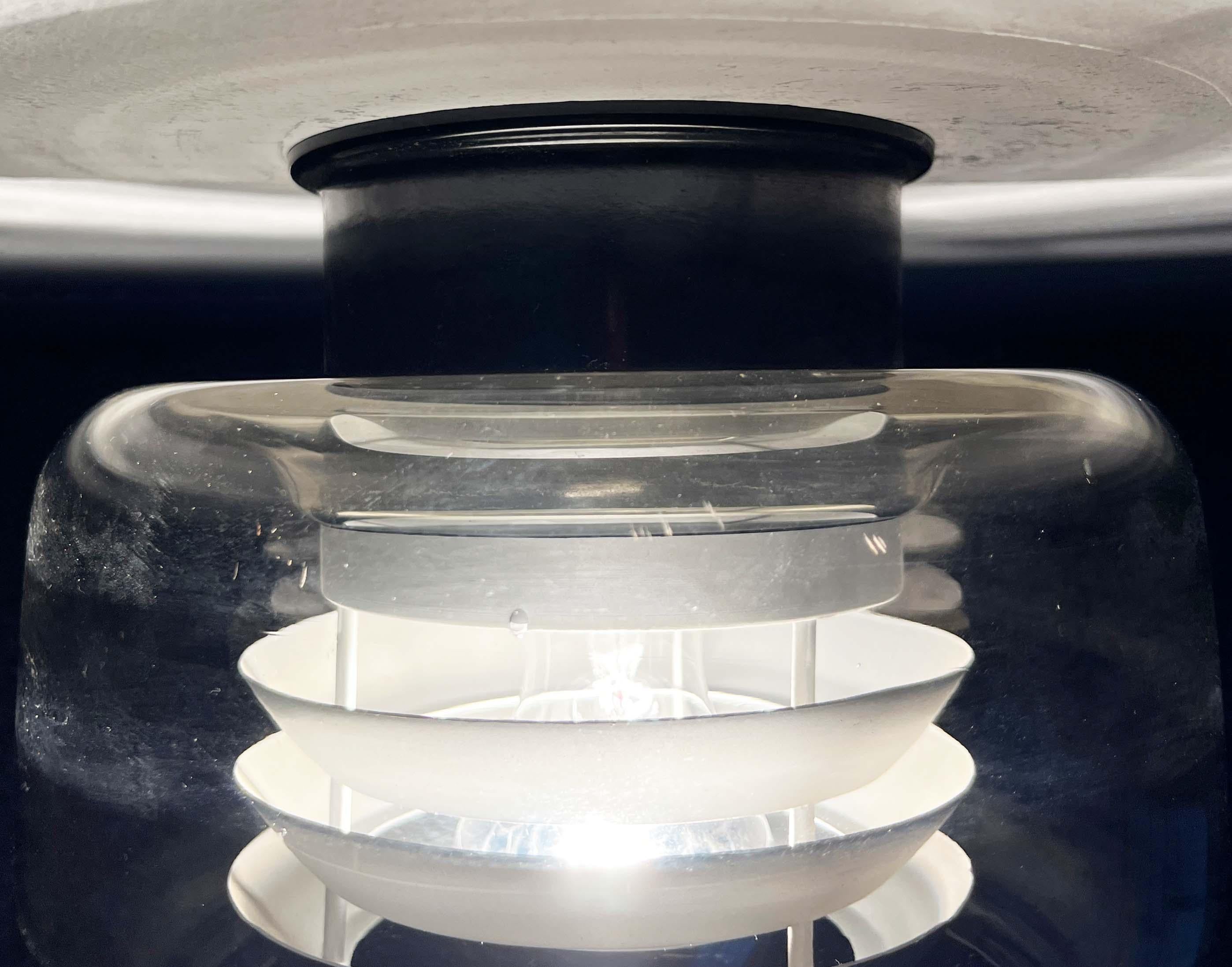 Juego de 2 Flus de metal laminar y cristal ahumado de la Edad Espacial Alemana Moderna de Mediados de Siglo Alemán en venta