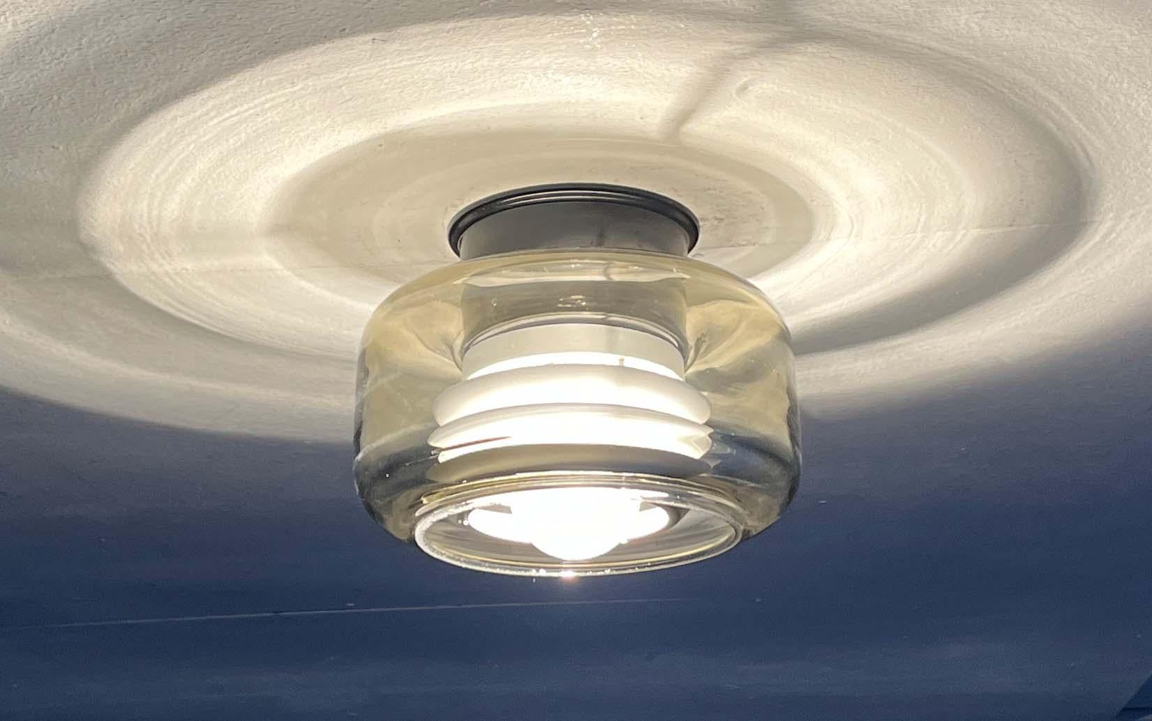 Juego de 2 Flus de metal laminar y cristal ahumado de la Edad Espacial Alemana Moderna de Mediados de Siglo en venta 1