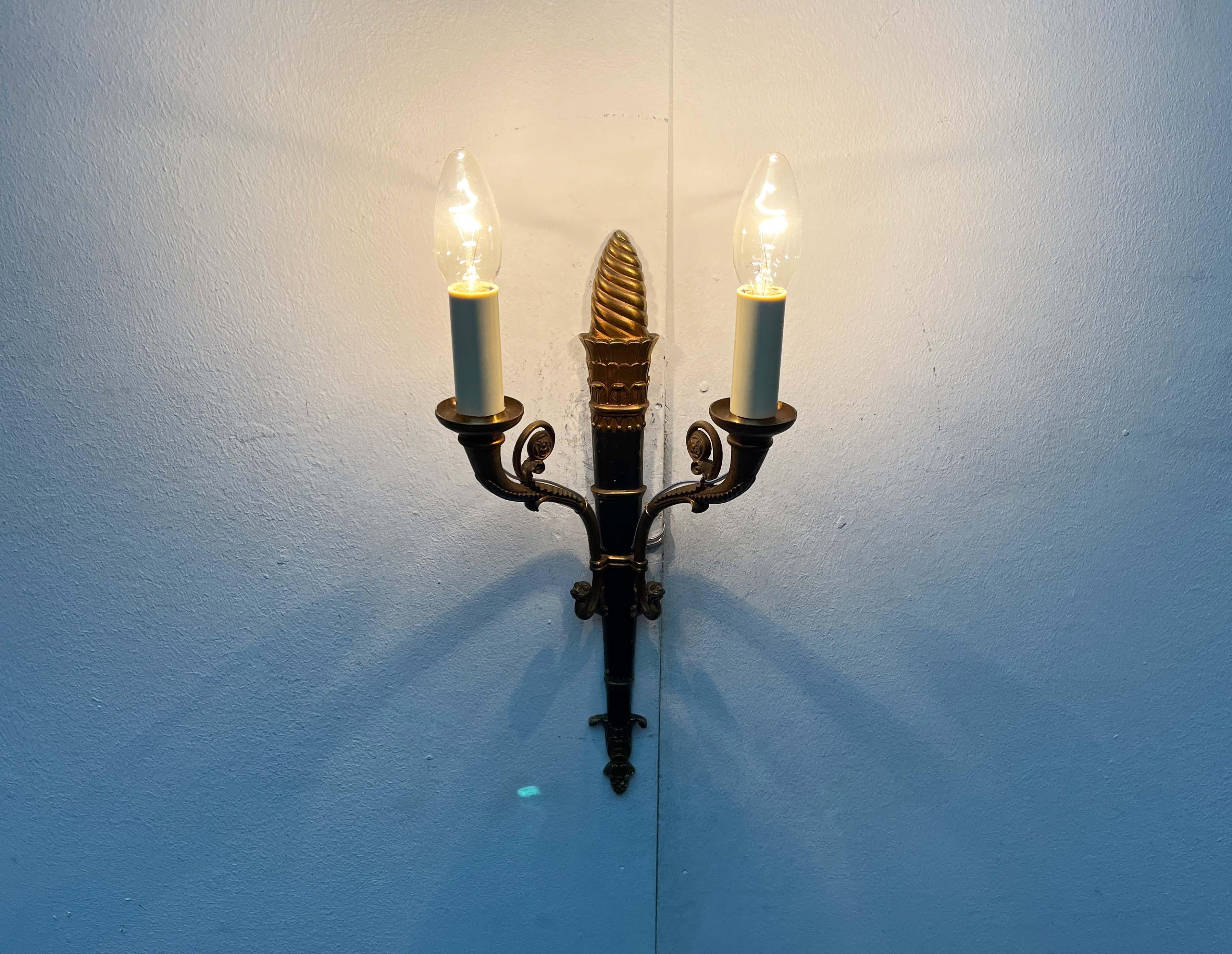 Neoclassico Set di 2 lampade neoclassiche italiane della metà del secolo scorso, anni '60 in vendita