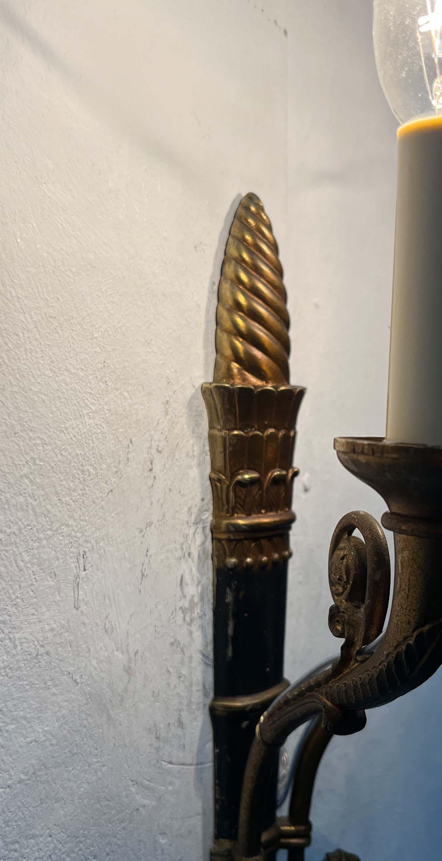 Set di 2 lampade neoclassiche italiane della metà del secolo scorso, anni '60 in vendita 1