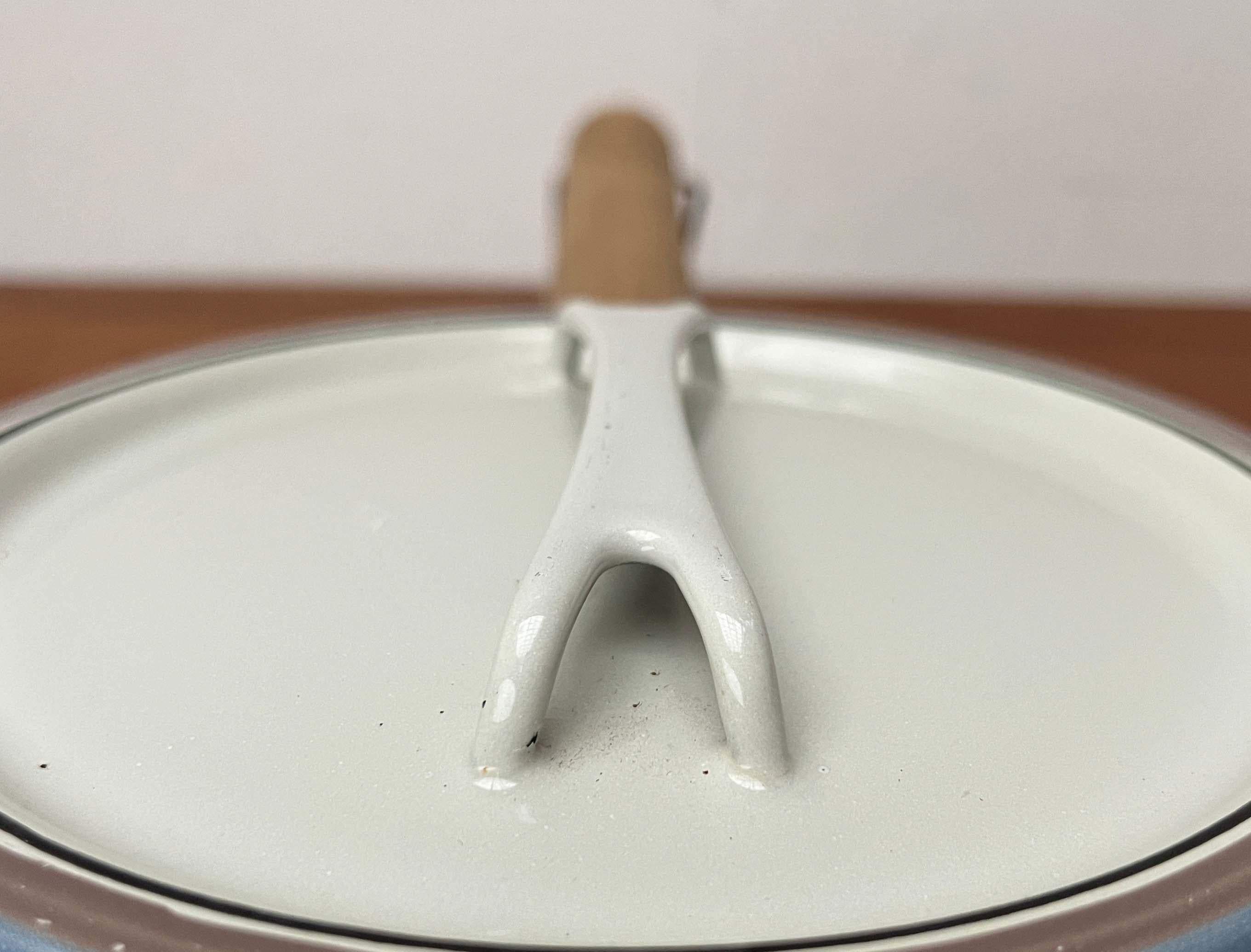 2er-Set Moderne Minimalistische Emaille-Töpfe aus der Jahrhundertmitte Seppo Mallat Finel Finnland im Angebot 7