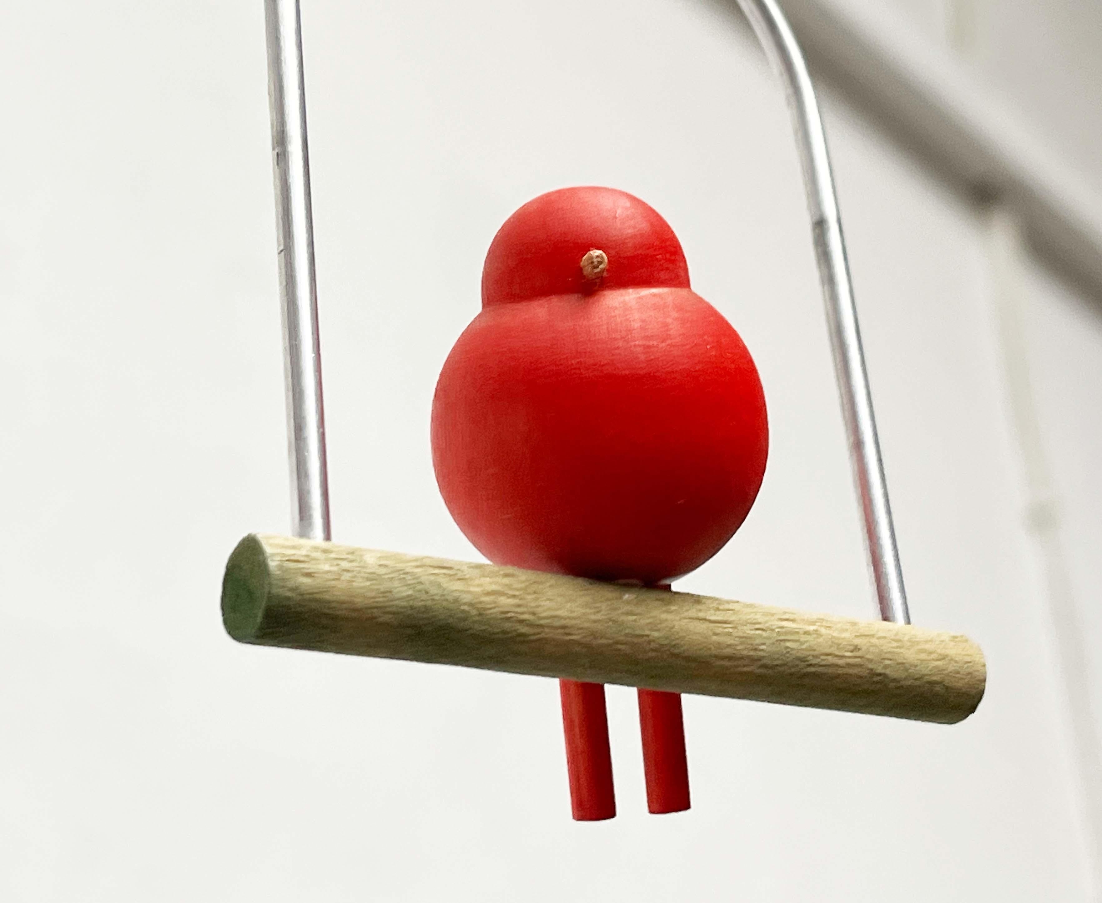 Mid-Century moderno Set of 2 Mid-Century Modern Red Bird Hanger from Aarikka, Finland, 1960s in vendita