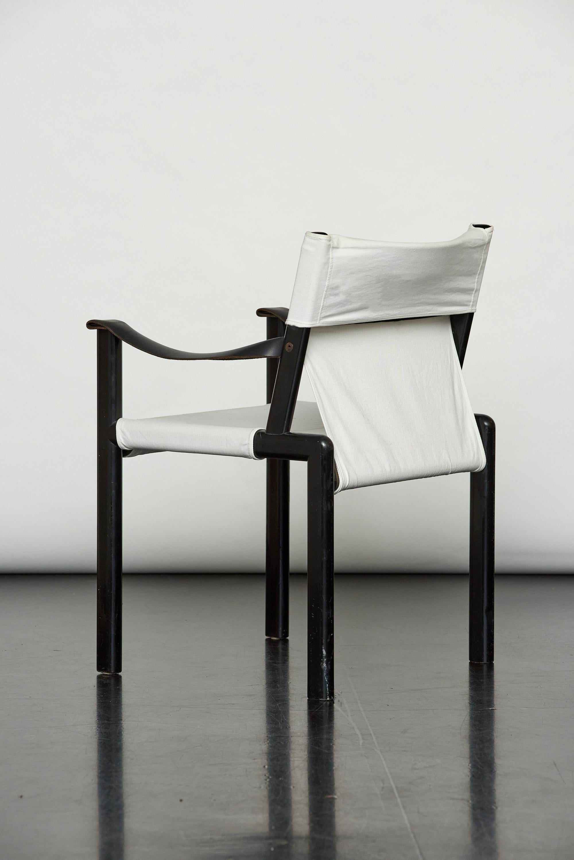 Italian Set of 2 model 102, Pinta chairs designed by Piero de Martini for Cassina 1975 For Sale