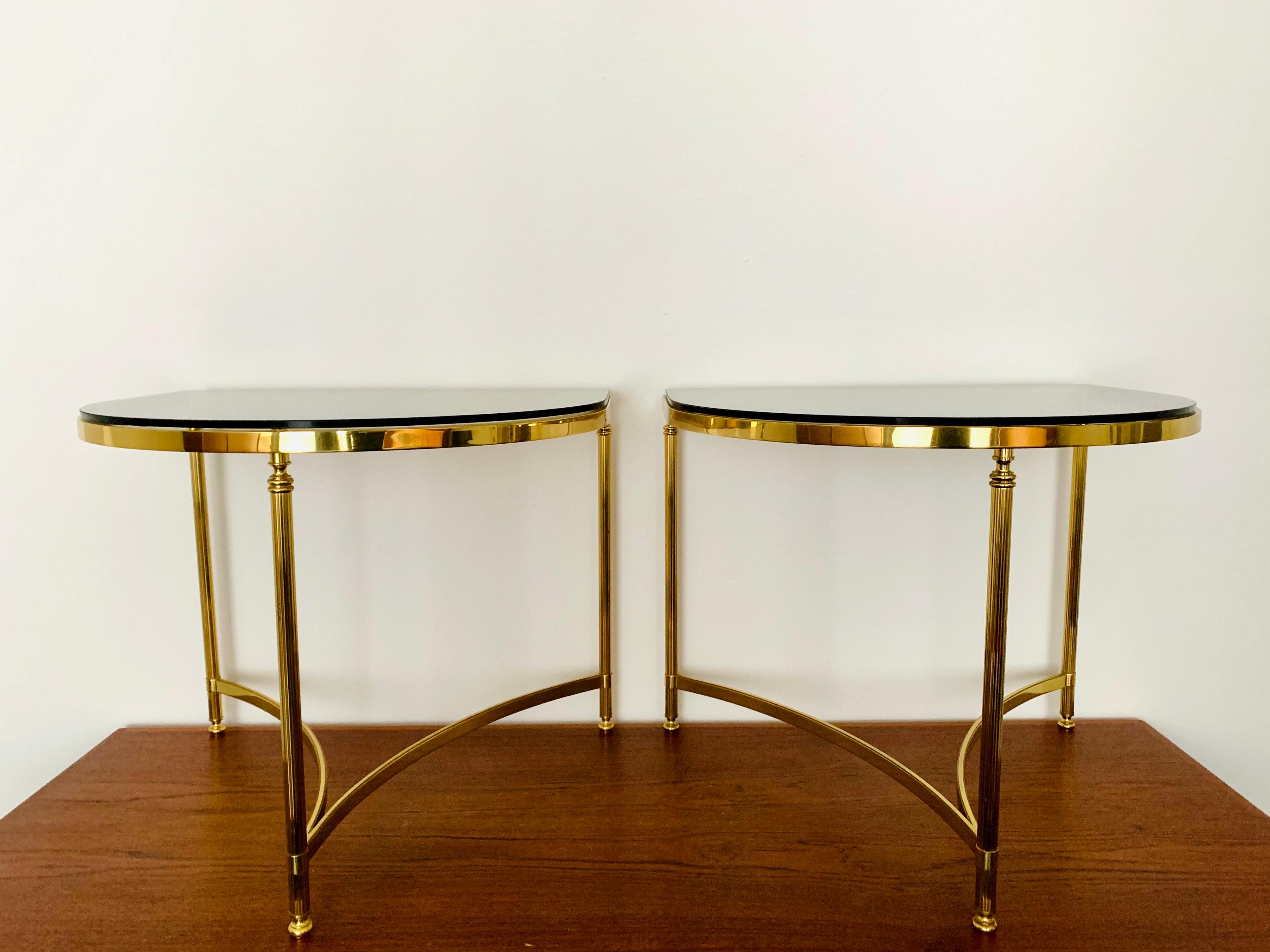 German Set of 2 Mid-Century Modern Side Tables by Vereinigte Werkstätten München For Sale