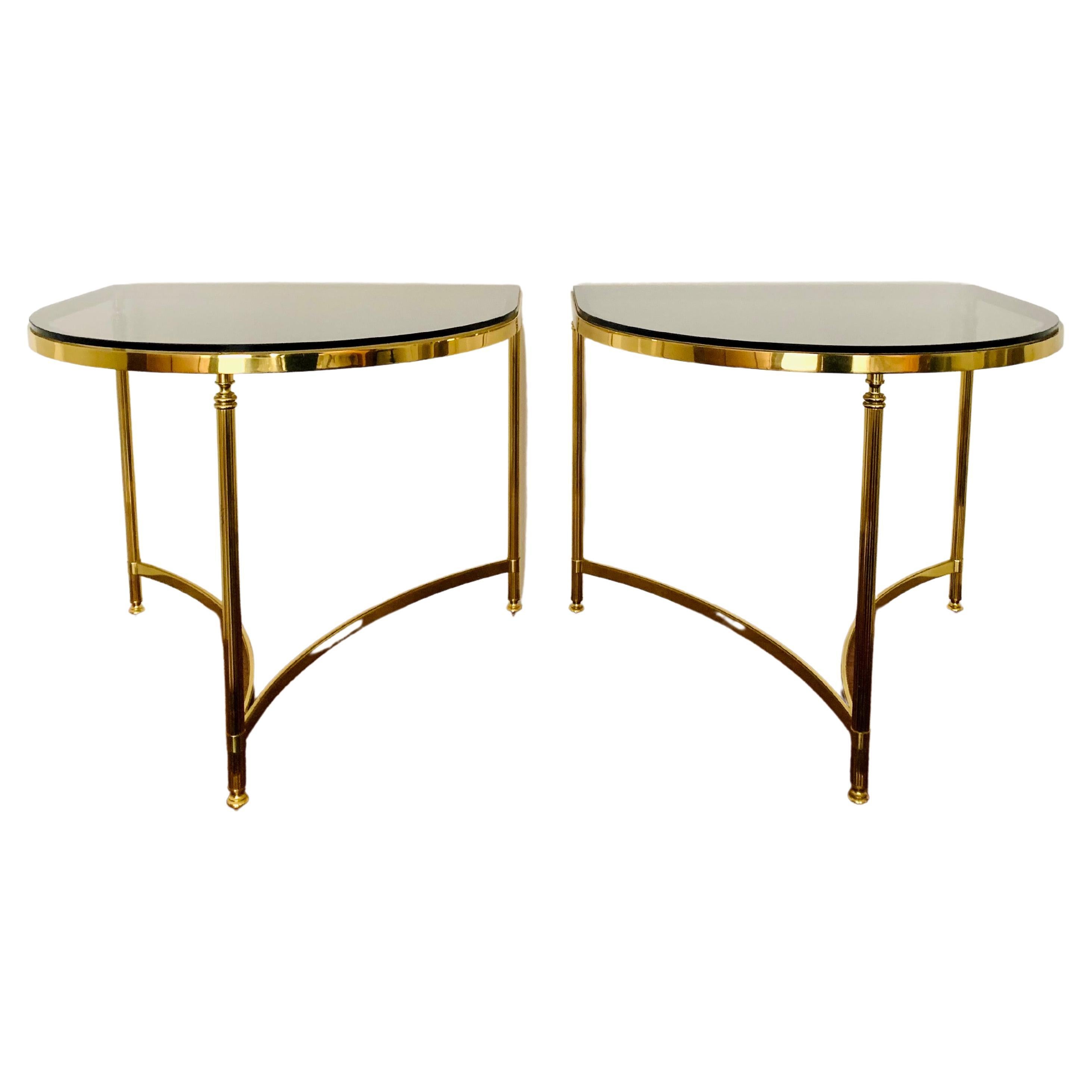 Set of 2 Mid-Century Modern Side Tables by Vereinigte Werkstätten München For Sale