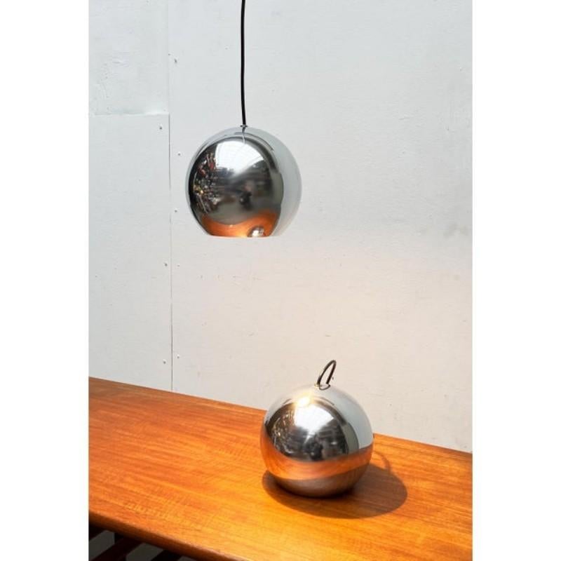 Set of 2 Mid-Century Modern Space Age Ball Pendant Lamps, 1960s For Sale 10