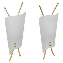 Set of 2 Mid-Century Modern Wall Lamps made in Acrylic and Brass, 1950s