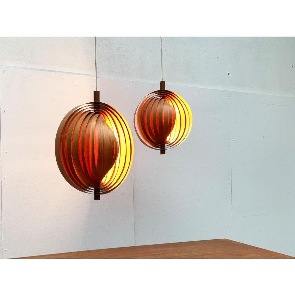 Mid-Century Modern Ensemble de 2 lampes lune en bois de teck du milieu du siècle dernier, années 1960 en vente