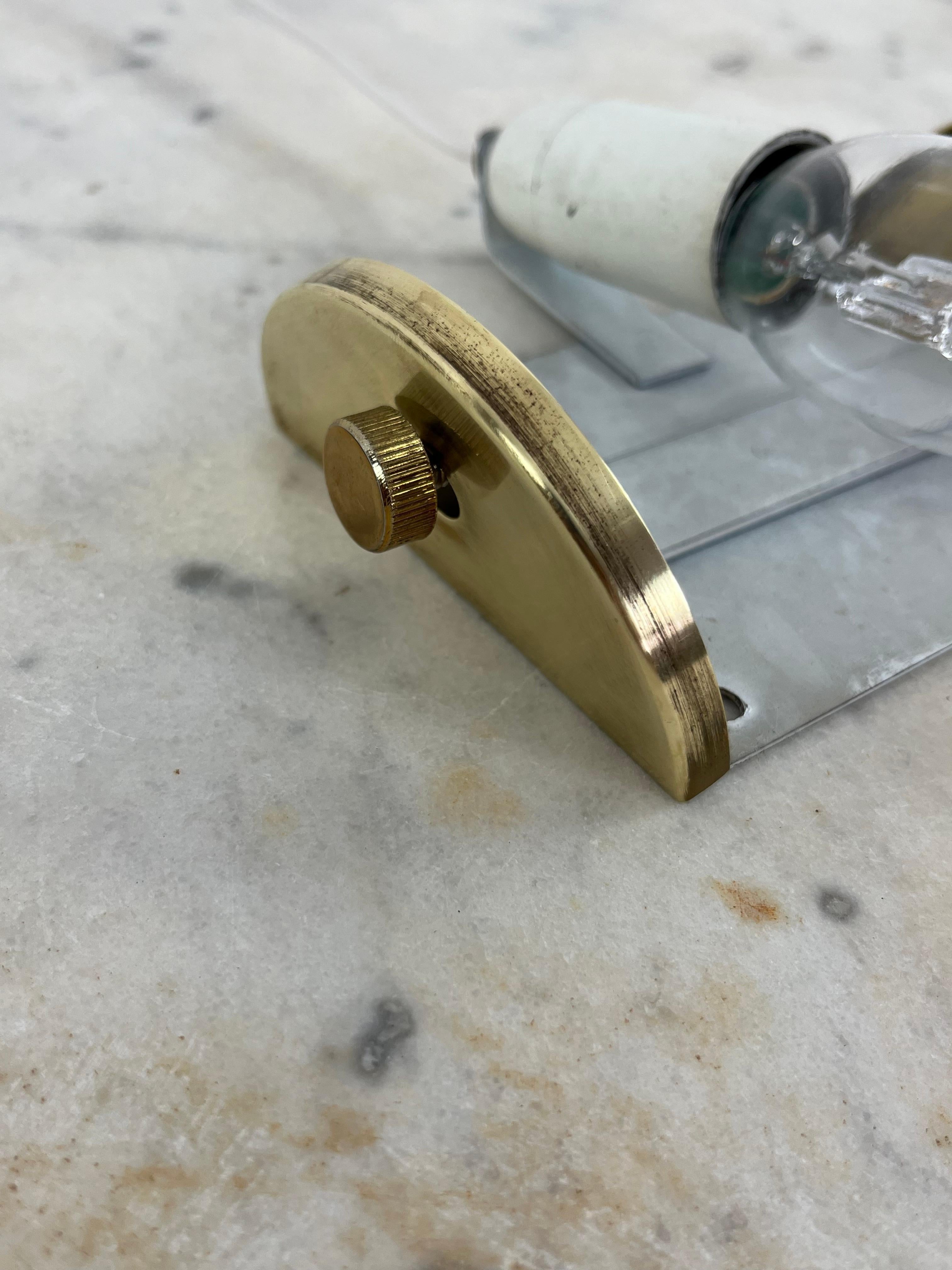 Juego de 2 lámparas de pared de concha de latón y cristal de Murano de mediados de siglo, VeLuce Años 60 en venta 10