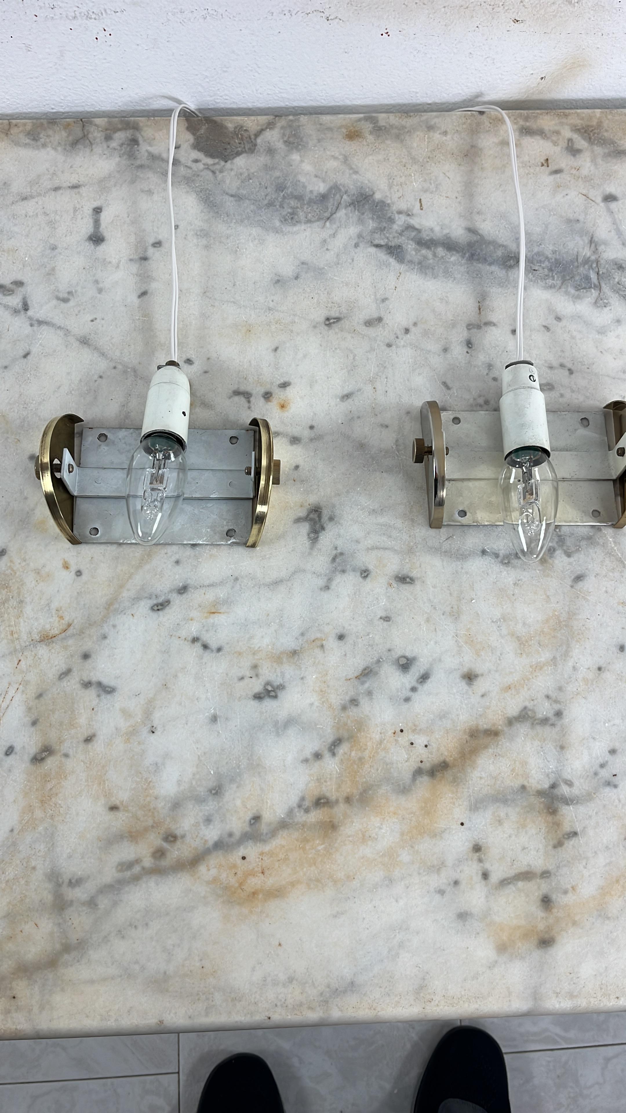 Juego de 2 lámparas de pared de concha de latón y cristal de Murano de mediados de siglo, VeLuce Años 60 en venta 11