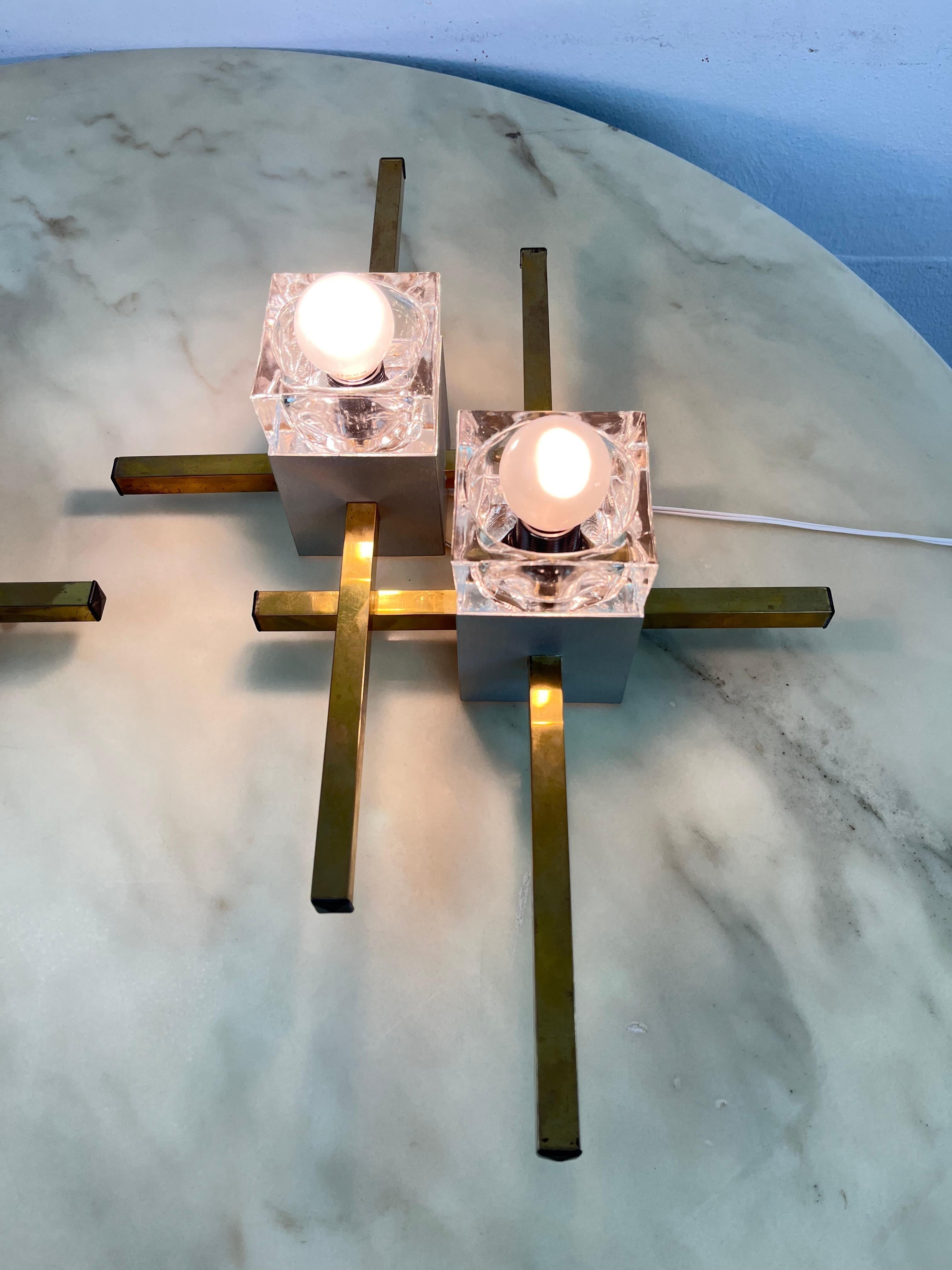 Ensemble de 2 lampes murales en verre de Murano et laiton du milieu du siècle dernier, attribuées à Sciolari en vente 4