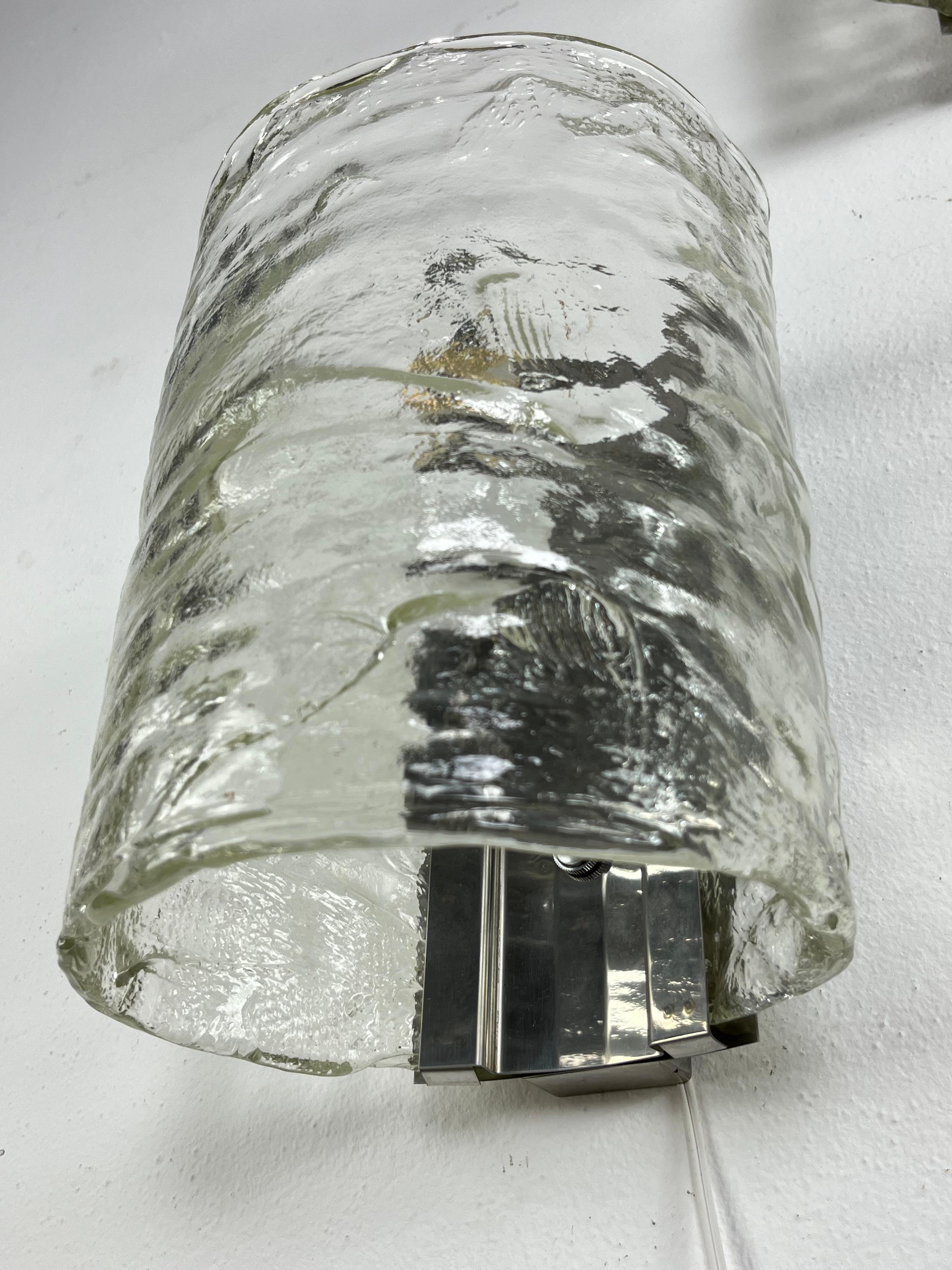 Metà XX secolo Set di 2 lampade da parete in vetro di Murano della metà del secolo scorso, attribuite a Gino Cenedese, anni '60 in vendita