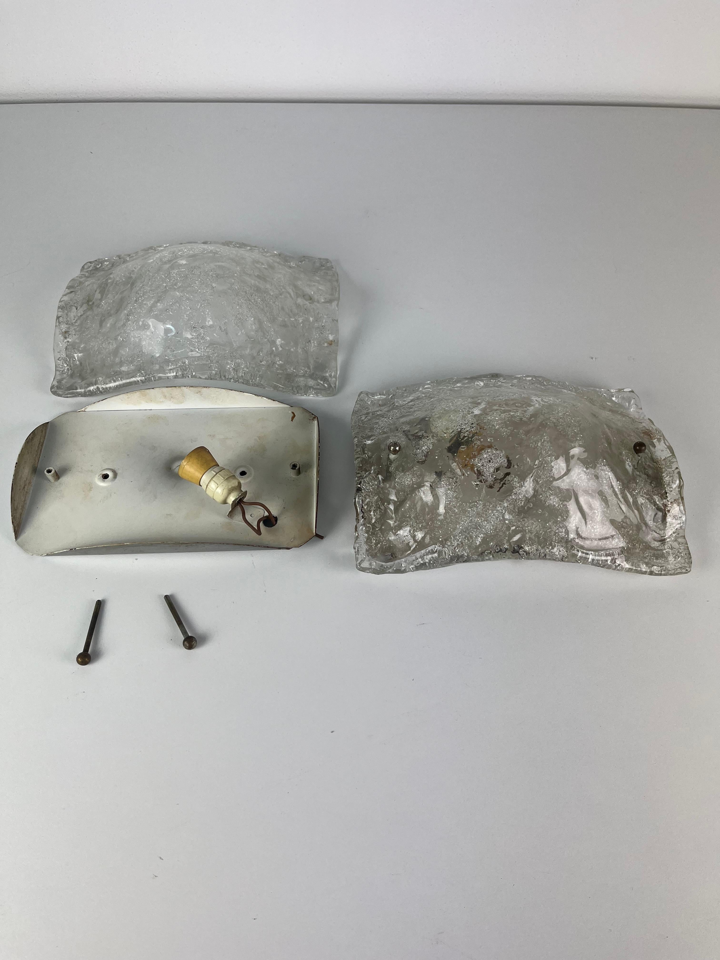Juego de 2 lámparas de pared de cristal de Murano de mediados de siglo de Carlo Nason para Mazzega, años 60 en venta 7