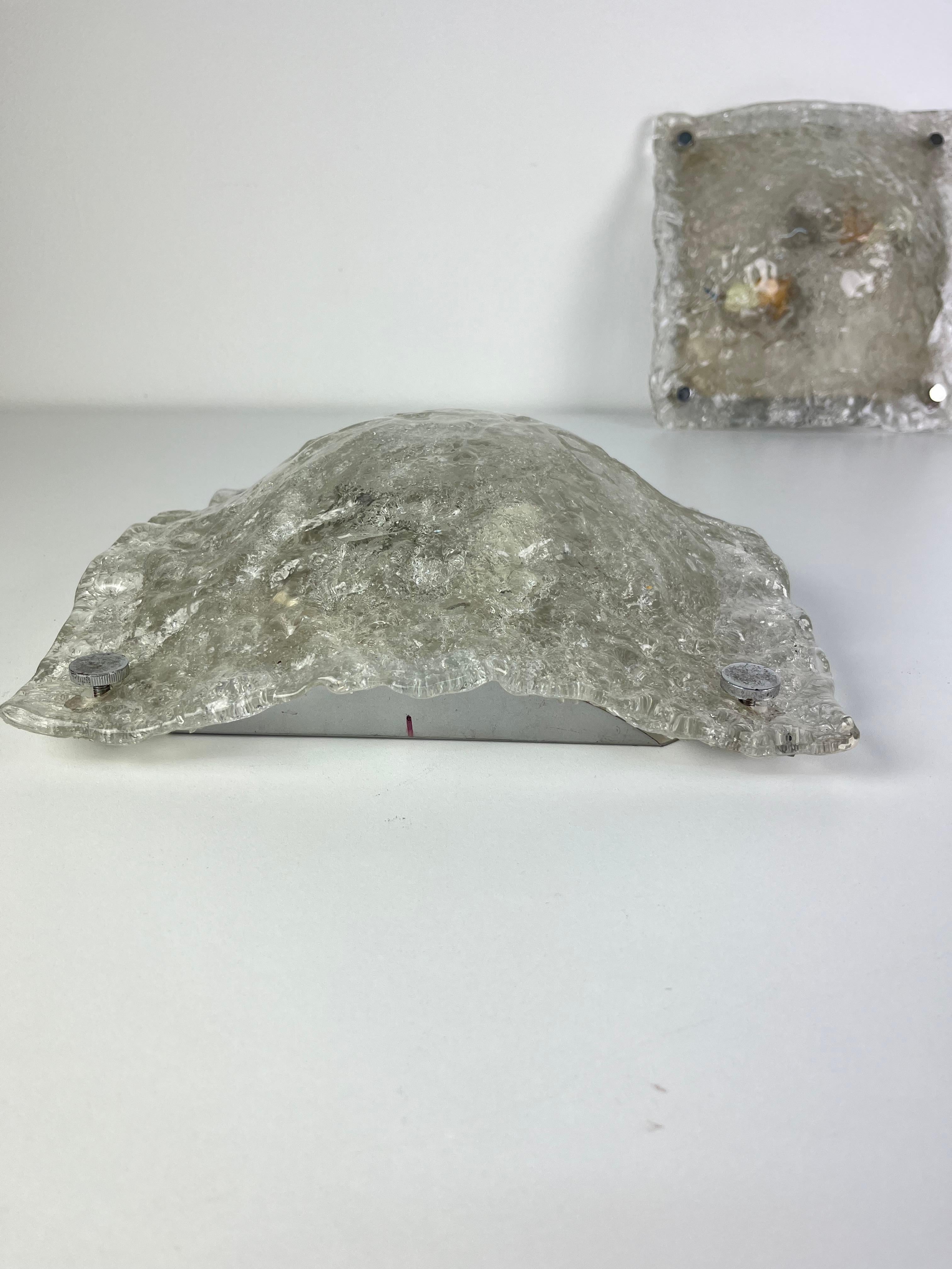 Juego de 2 lámparas de pared de cristal de Murano de mediados de siglo de Carlo Nason para Mazzega, años 60 mediados del siglo XX en venta