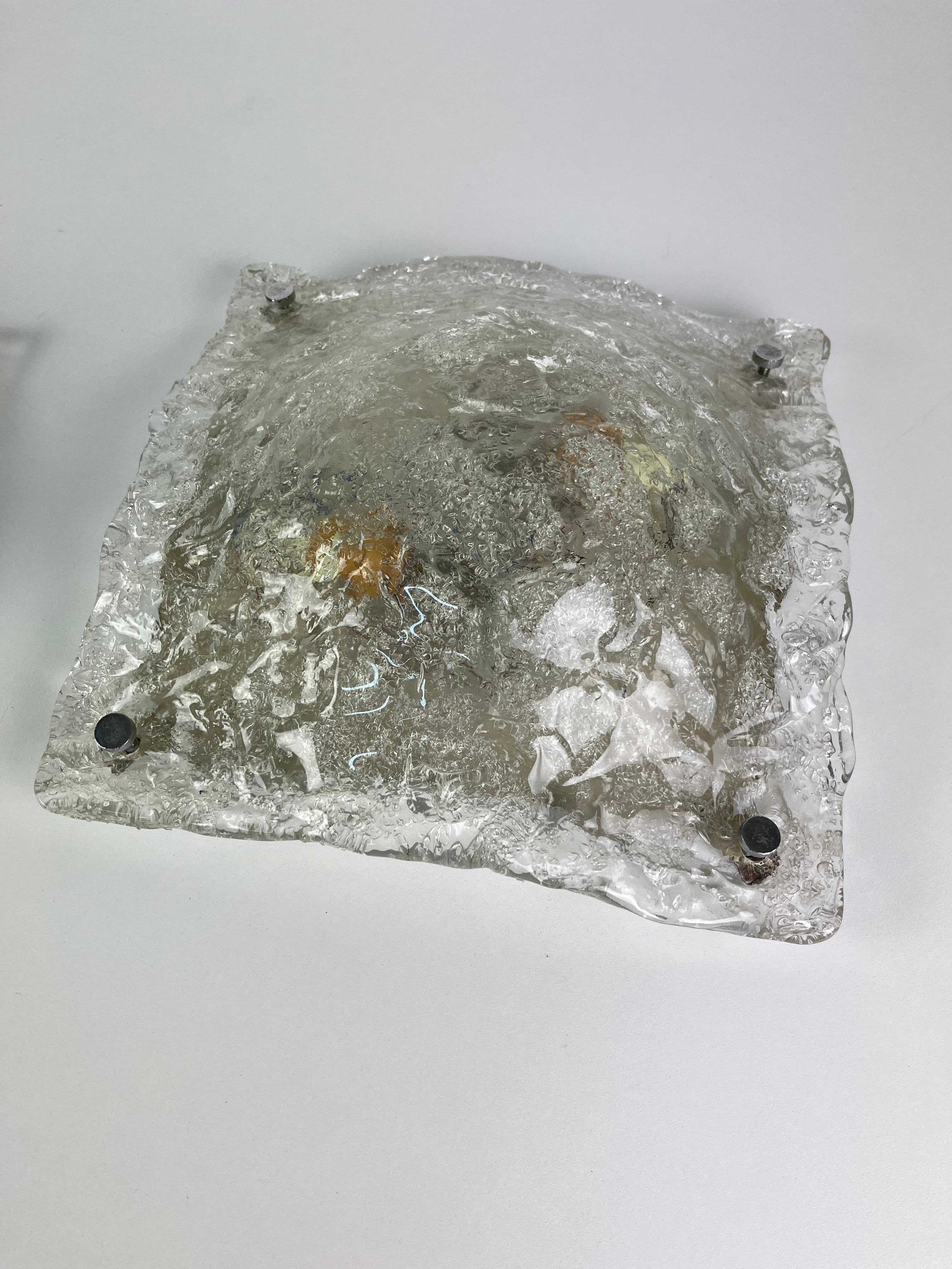 Juego de 2 lámparas de pared de cristal de Murano de mediados de siglo de Carlo Nason para Mazzega, años 60 en venta 1