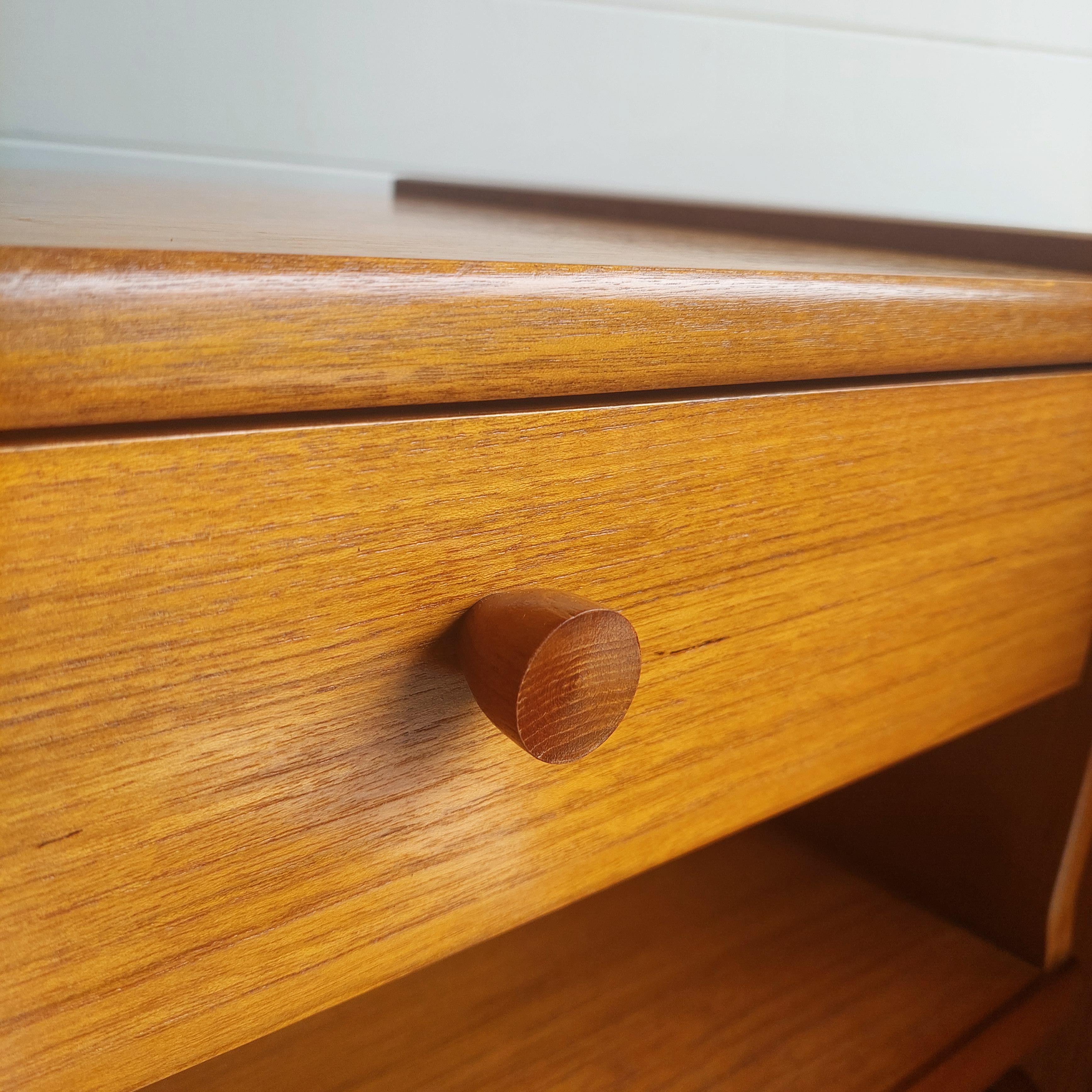 Set of 2 Mid Century Nathan Squares Teak Bedside Cabinets Nightstands, 1970s 6