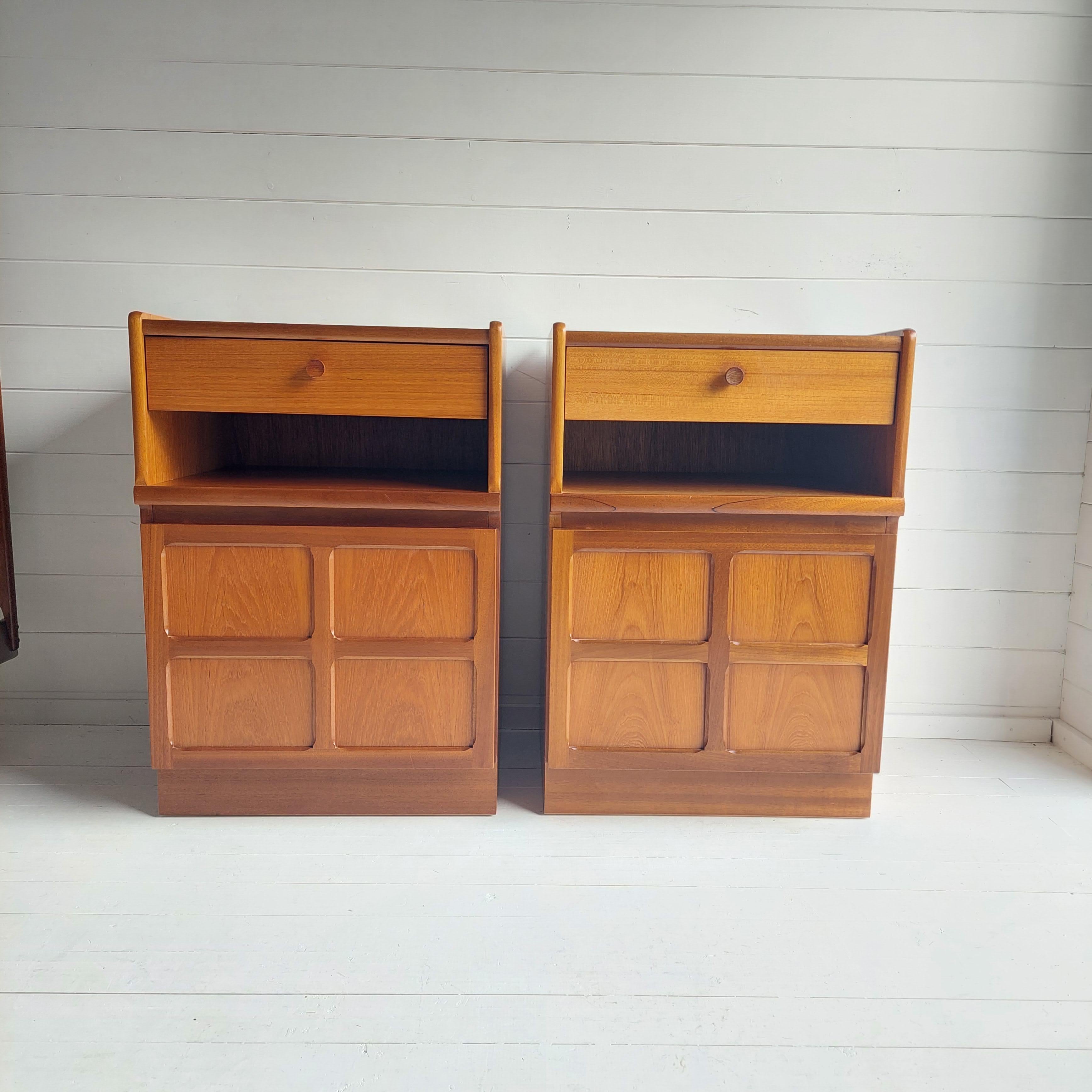 Mid-Century Modern Set of 2 Mid Century Nathan Squares Teak Bedside Cabinets Nightstands, 1970s