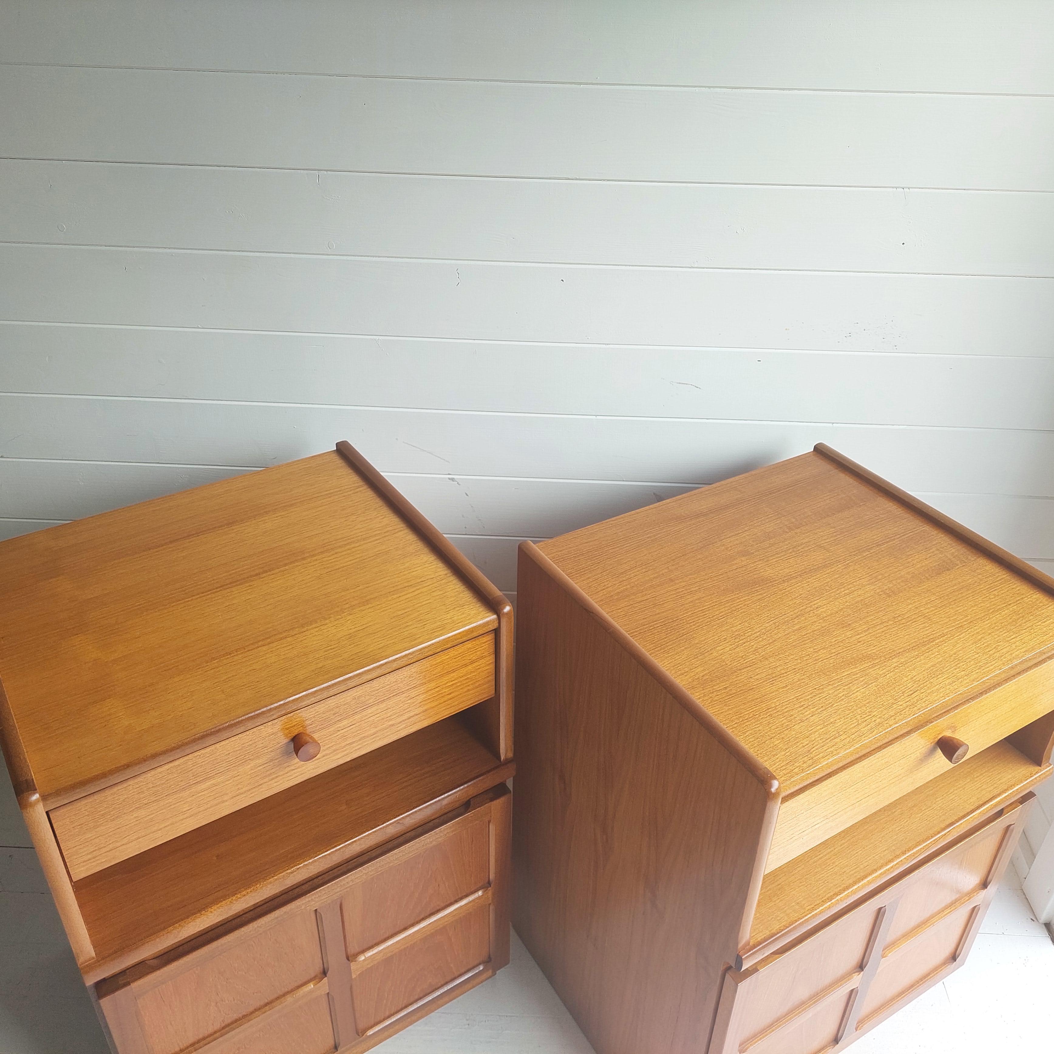 20th Century Set of 2 Mid Century Nathan Squares Teak Bedside Cabinets Nightstands, 1970s