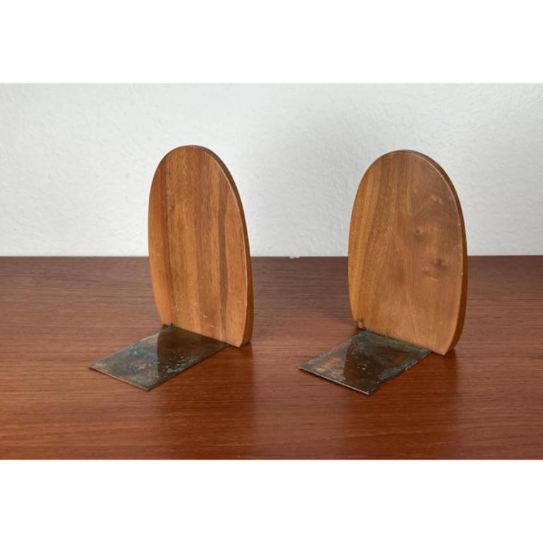 Metallo Set di 2 reggilibri scandinavi di metà secolo in Wood, anni '60 in vendita