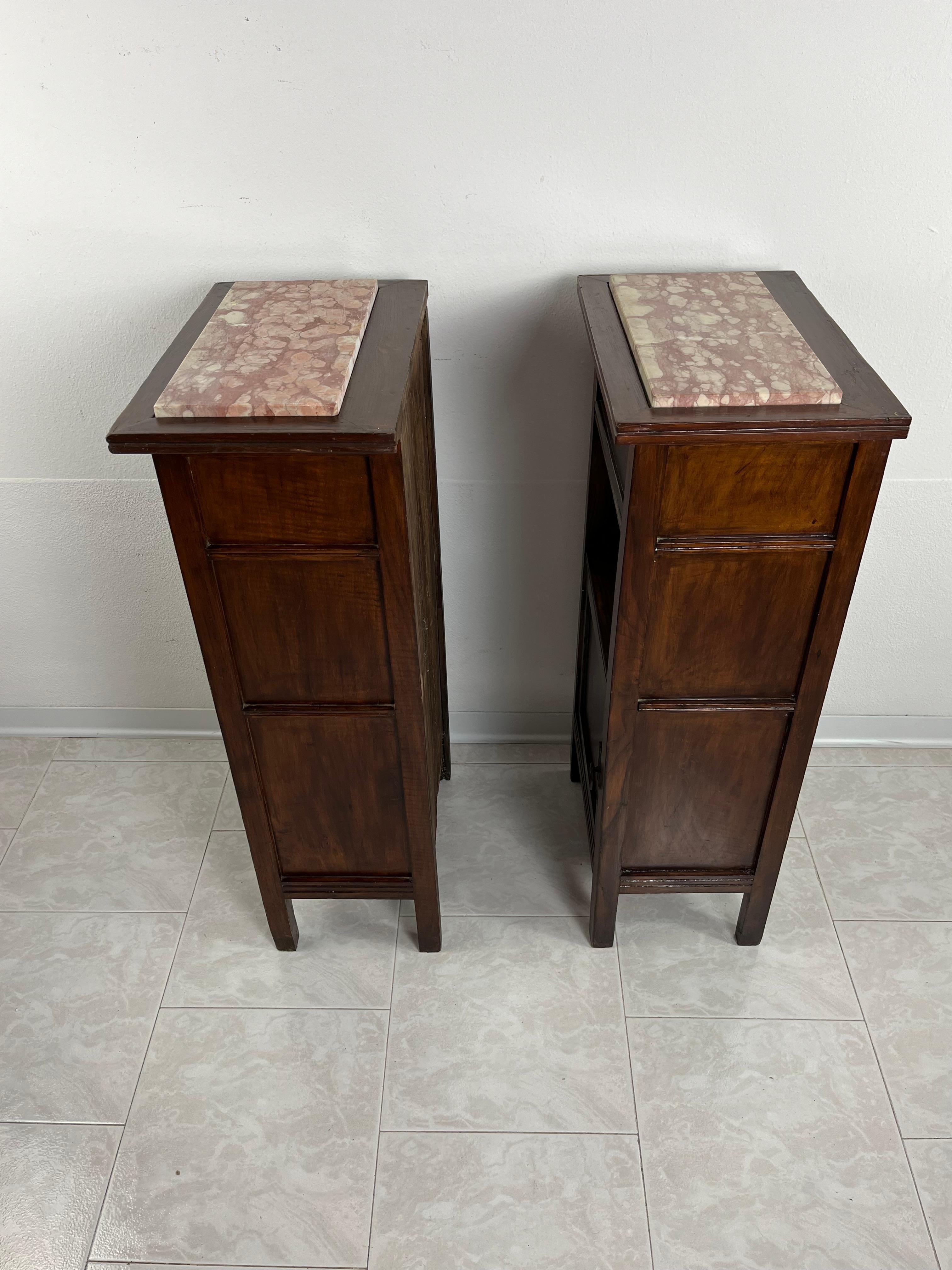 Set Of 2 Mid-Century Sicilian Wood And Marble Bedside Tables 1930s For Sale 2