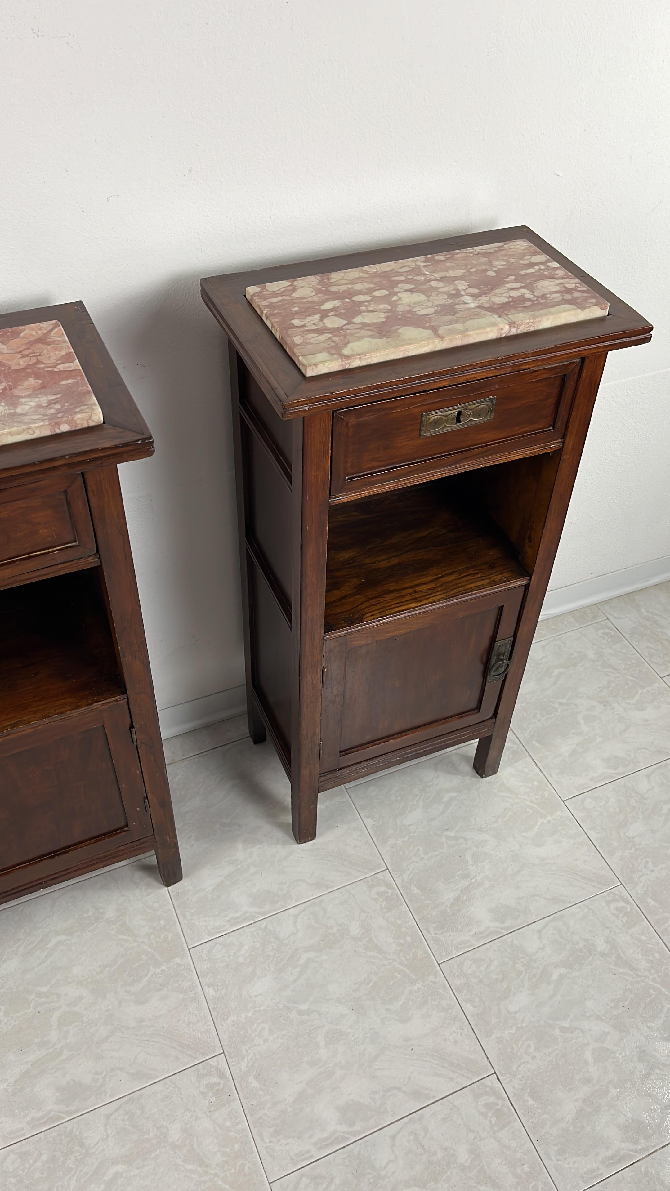 Set Of 2 Mid-Century Sicilian Wood And Marble Bedside Tables 1930s For Sale 4