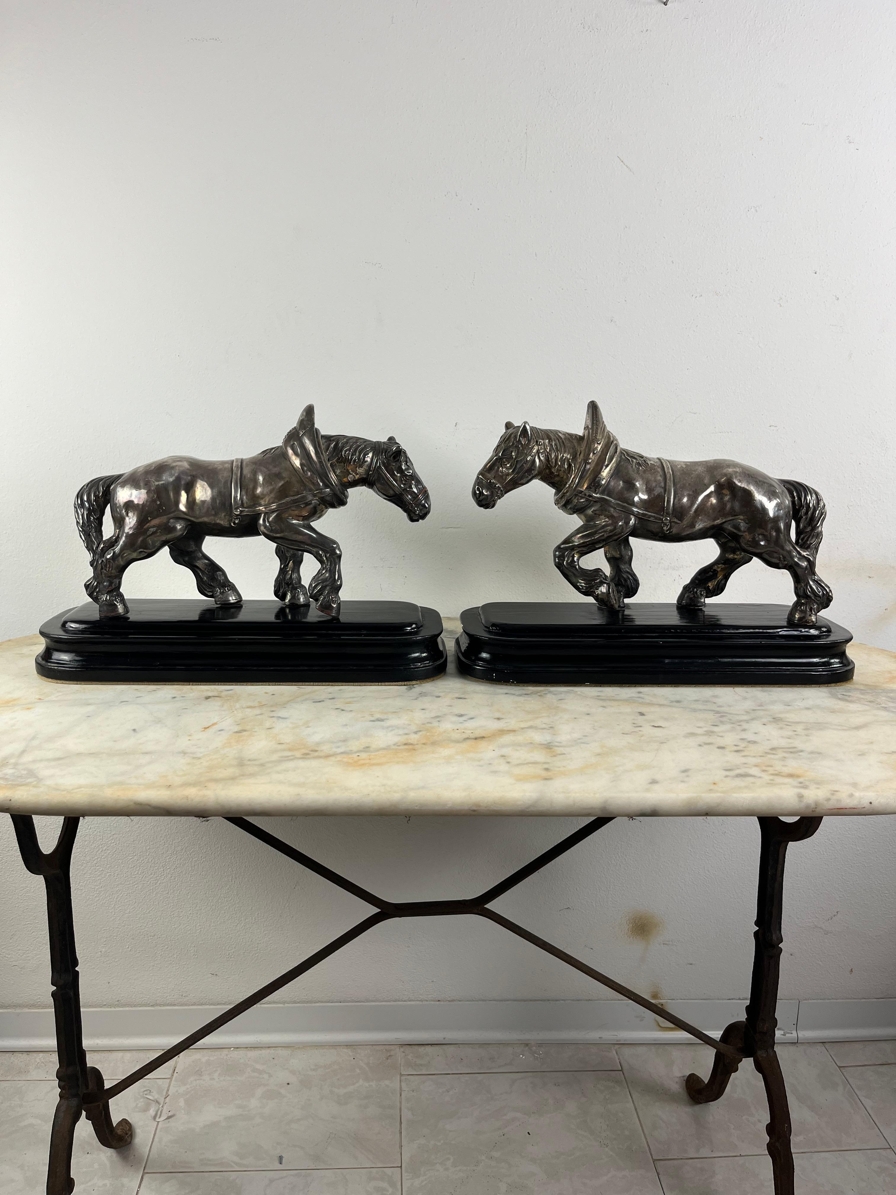Set di 2 cavalli in bronzo argentato di metà secolo, attribuito a Jean Joire, anni '30 in vendita 10