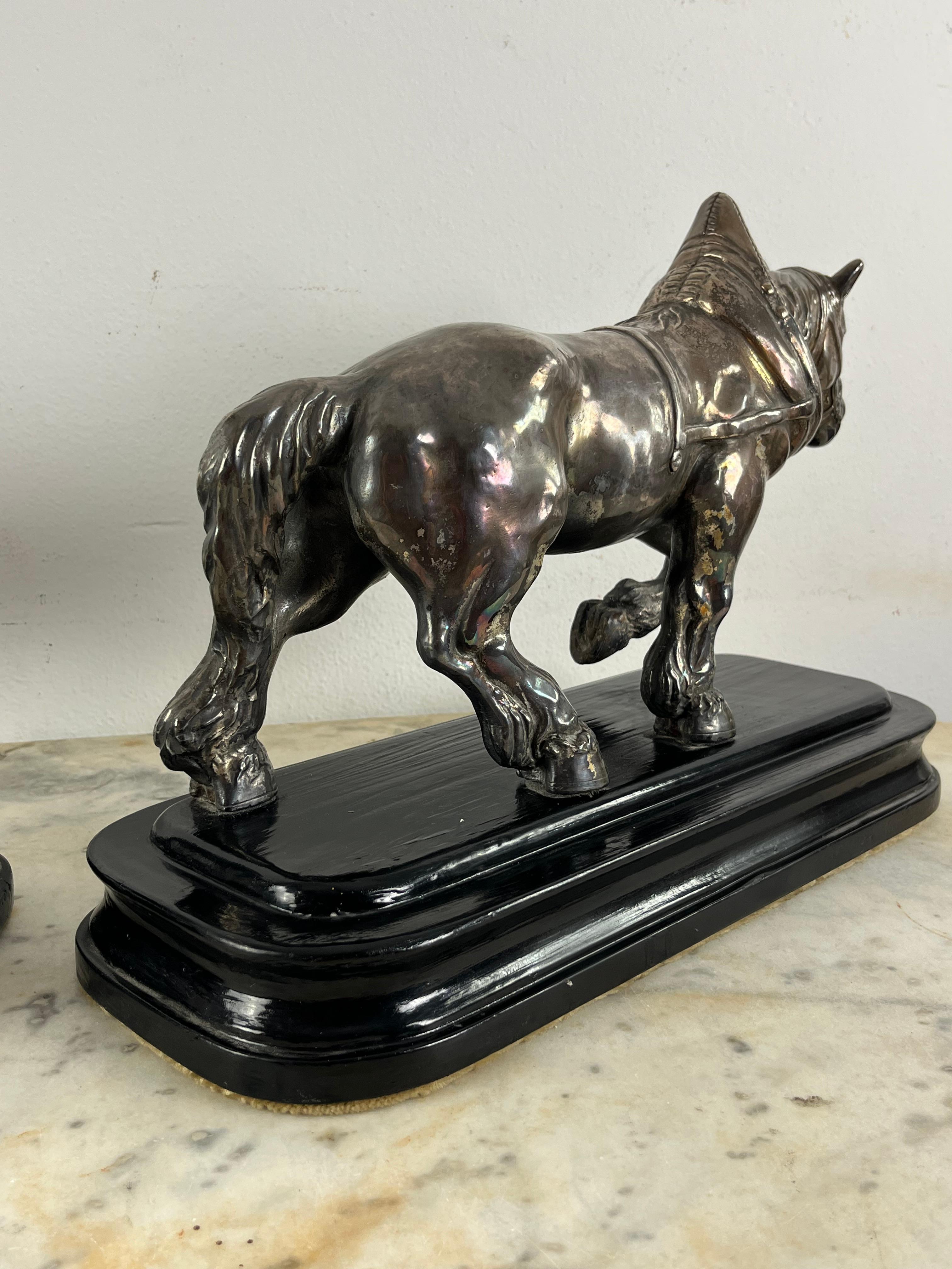 Metà XX secolo Set di 2 cavalli in bronzo argentato di metà secolo, attribuito a Jean Joire, anni '30 in vendita