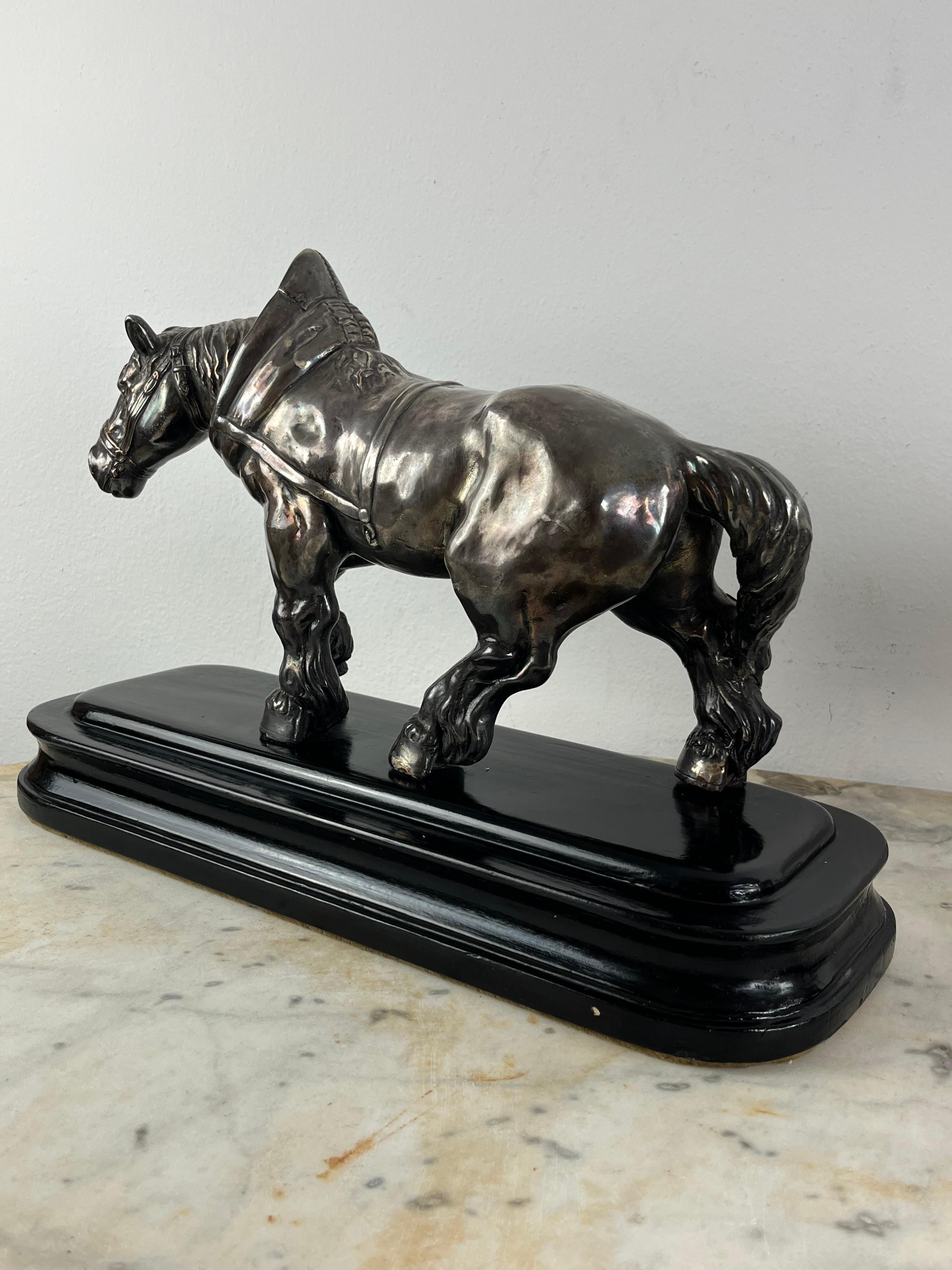 Bronzo Set di 2 cavalli in bronzo argentato di metà secolo, attribuito a Jean Joire, anni '30 in vendita